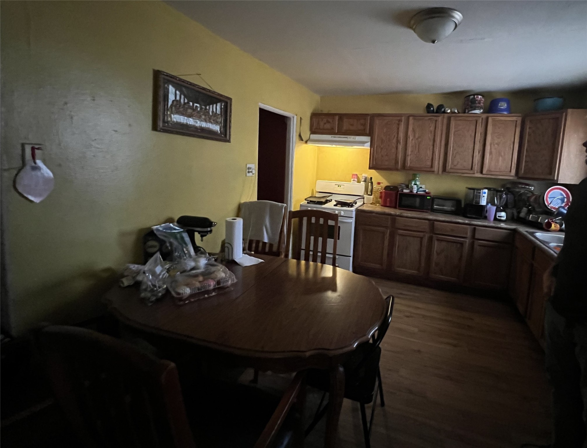 609 Westmount Avenue