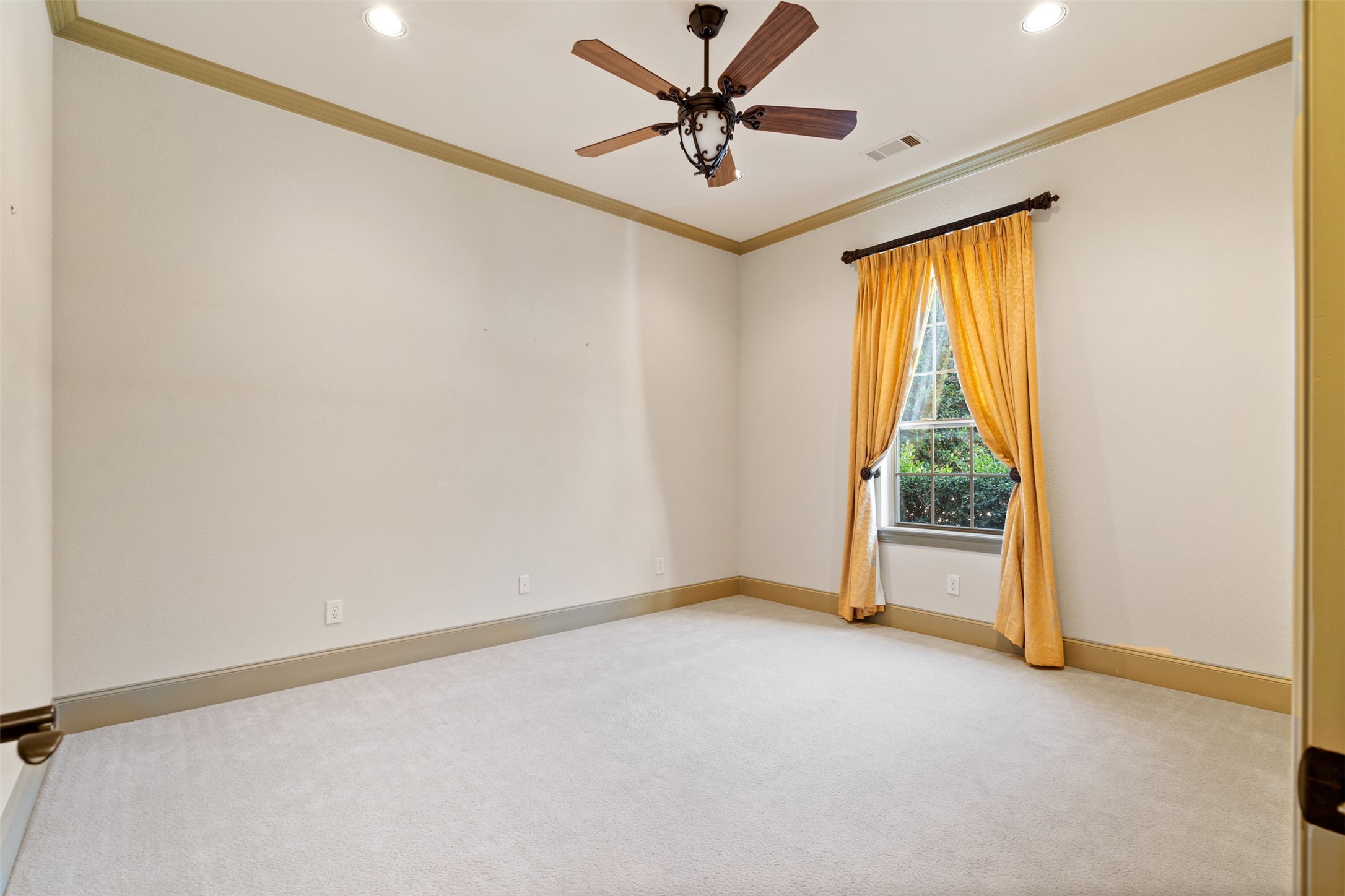 105 Mulligan Court