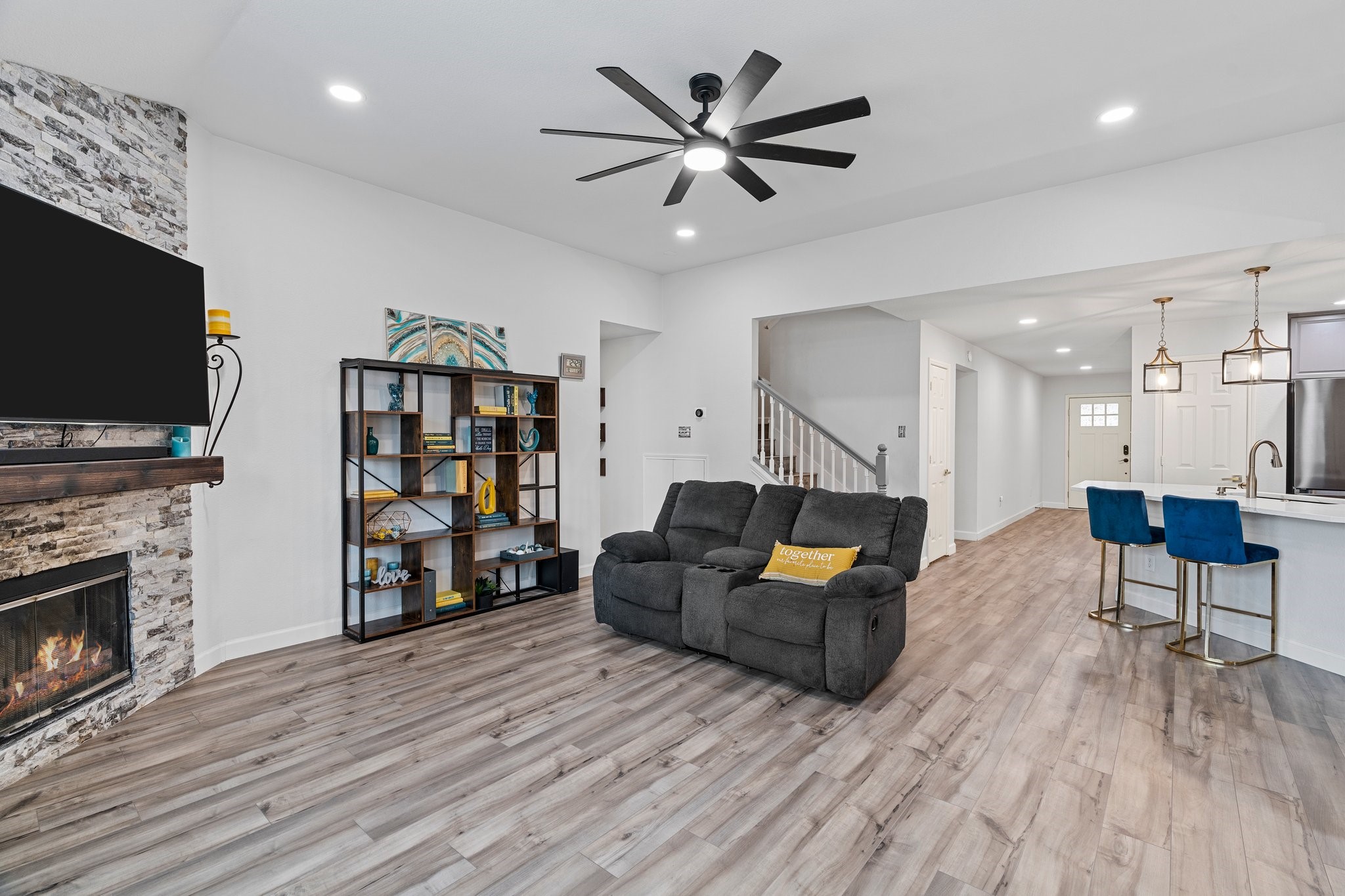 1011 Castroville Drive