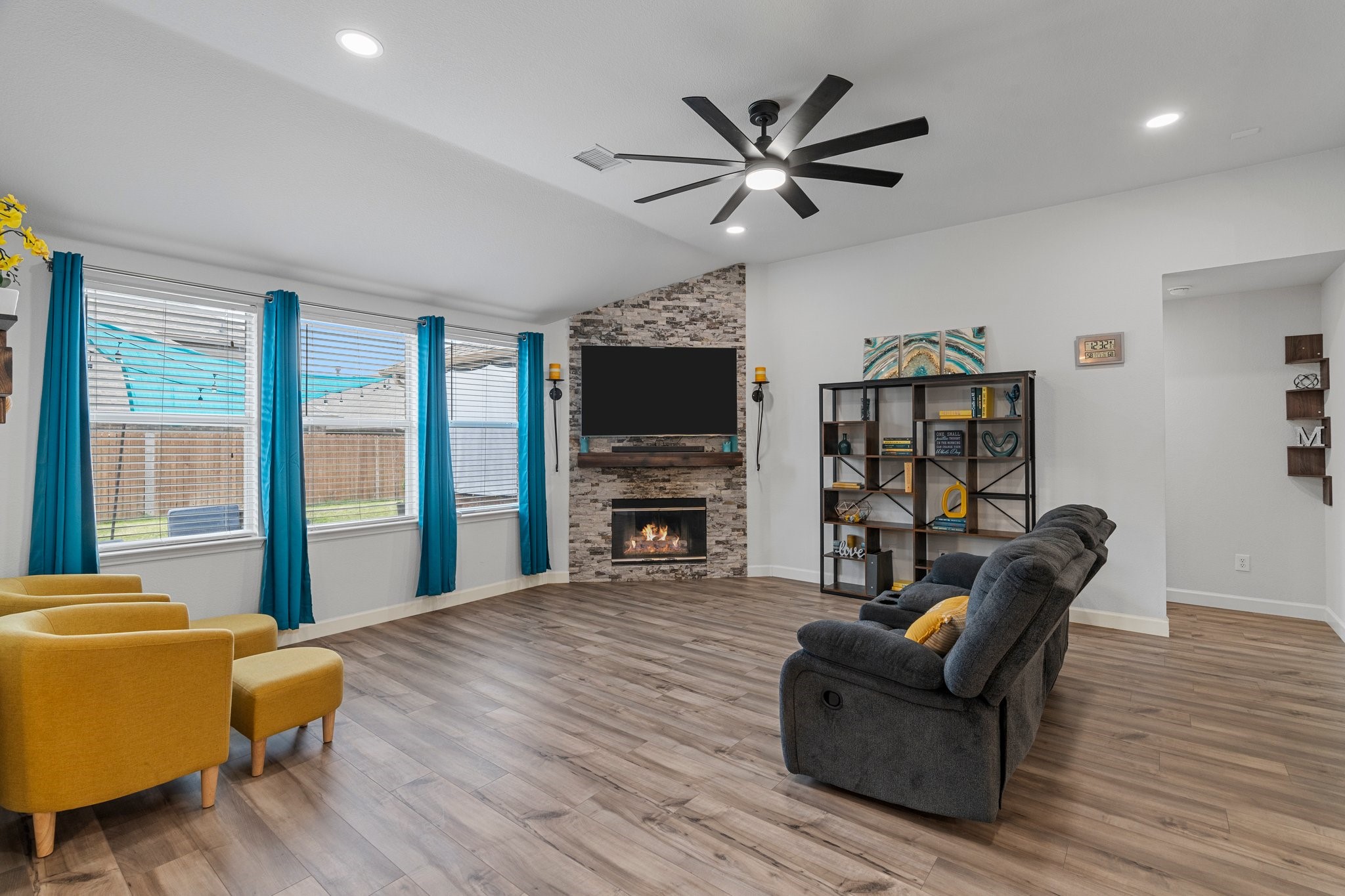 1011 Castroville Drive