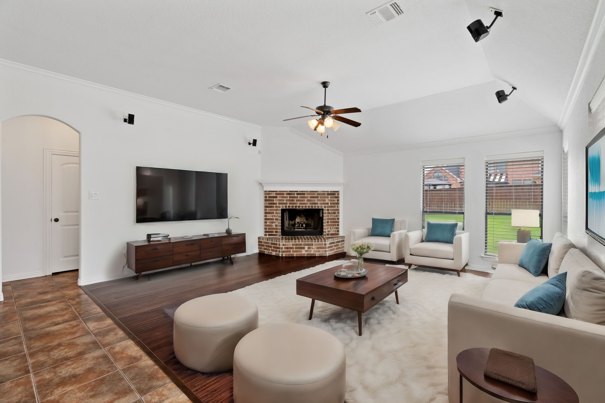 401 Bluff Creek