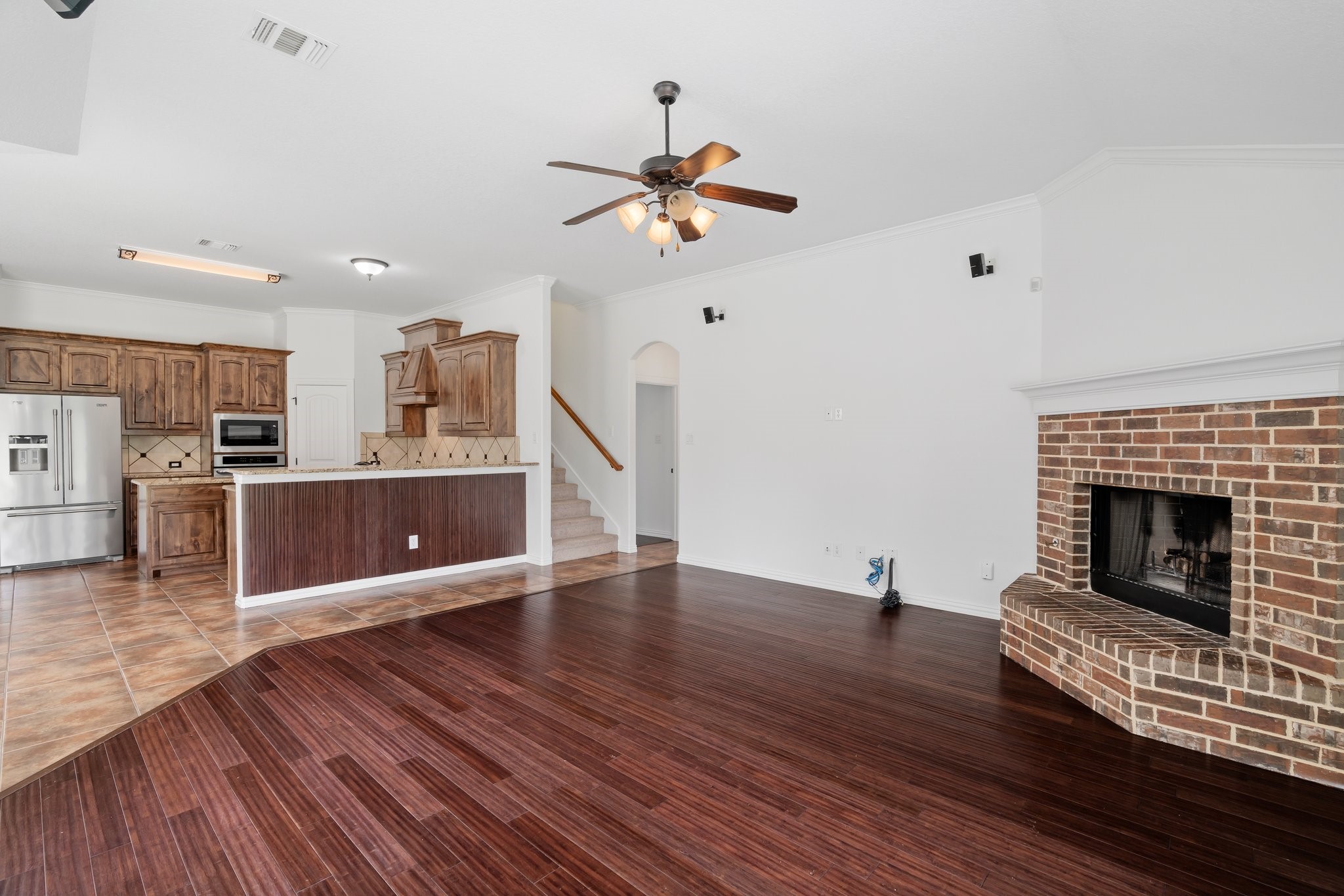 401 Bluff Creek