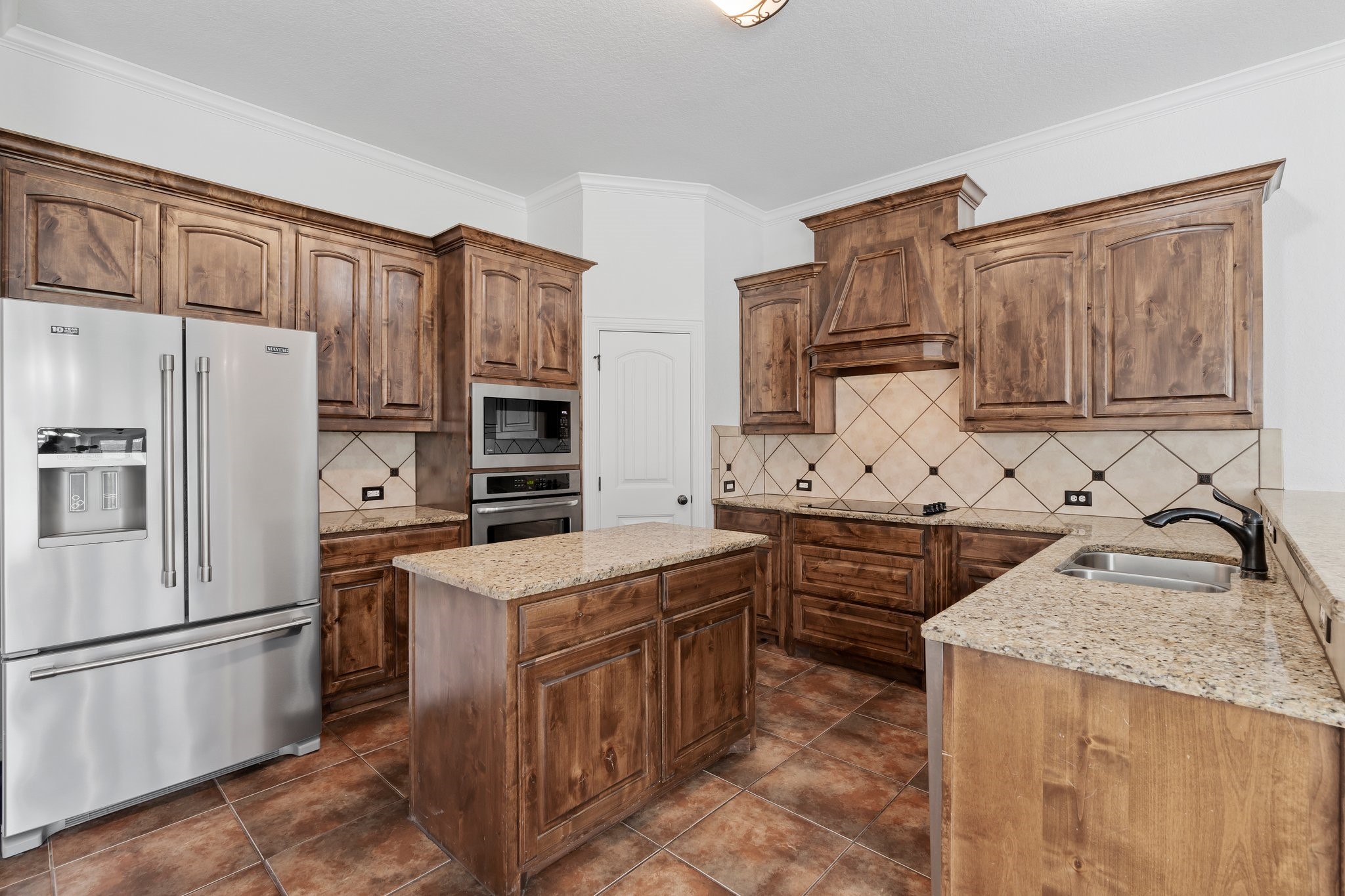401 Bluff Creek