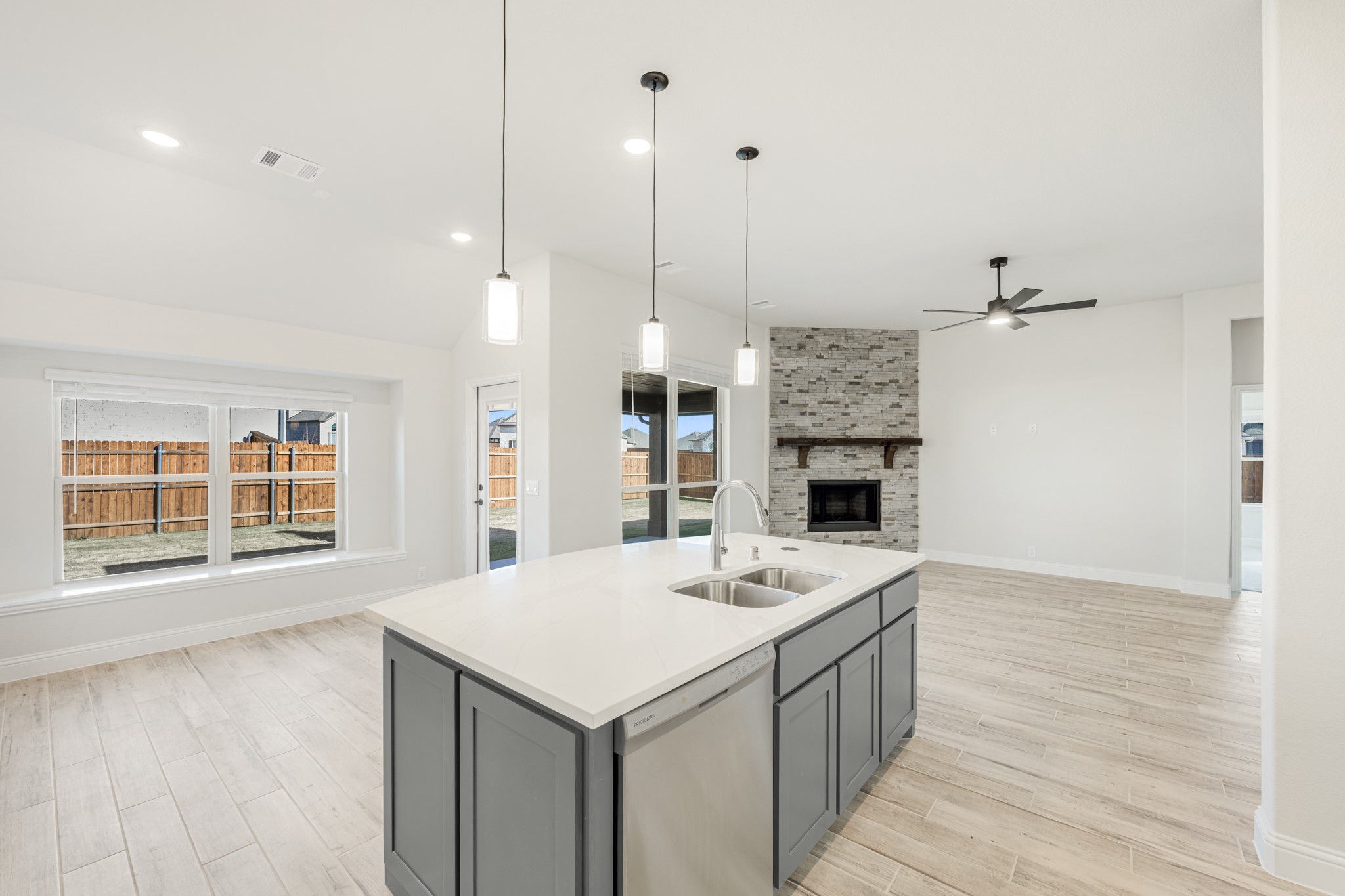 3609 Ridge Meadow Drive