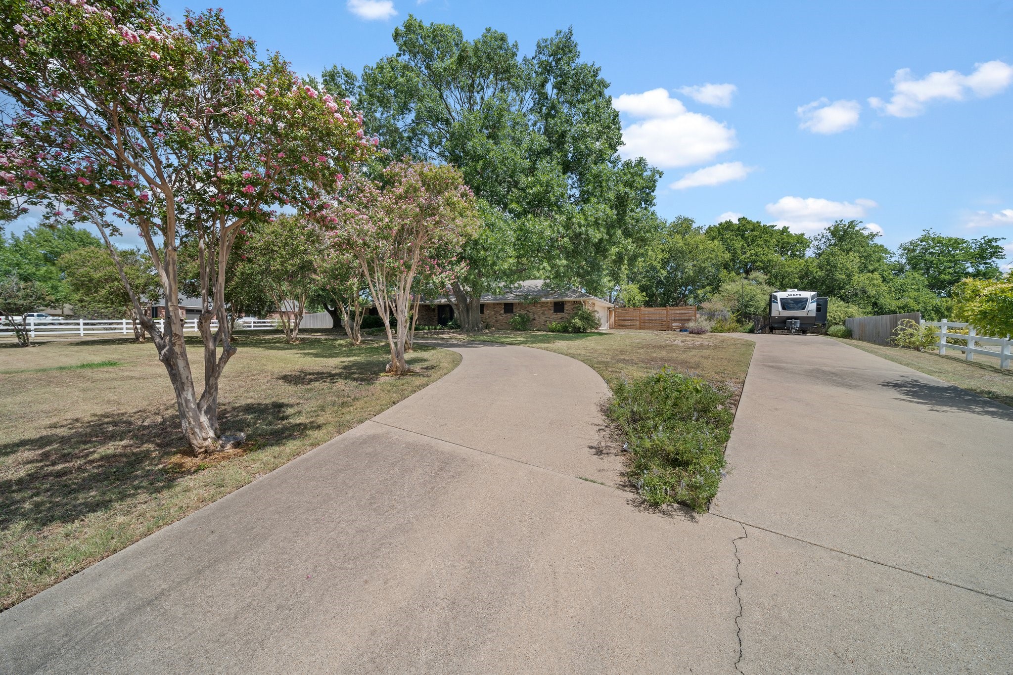 908 Little Creek Trail