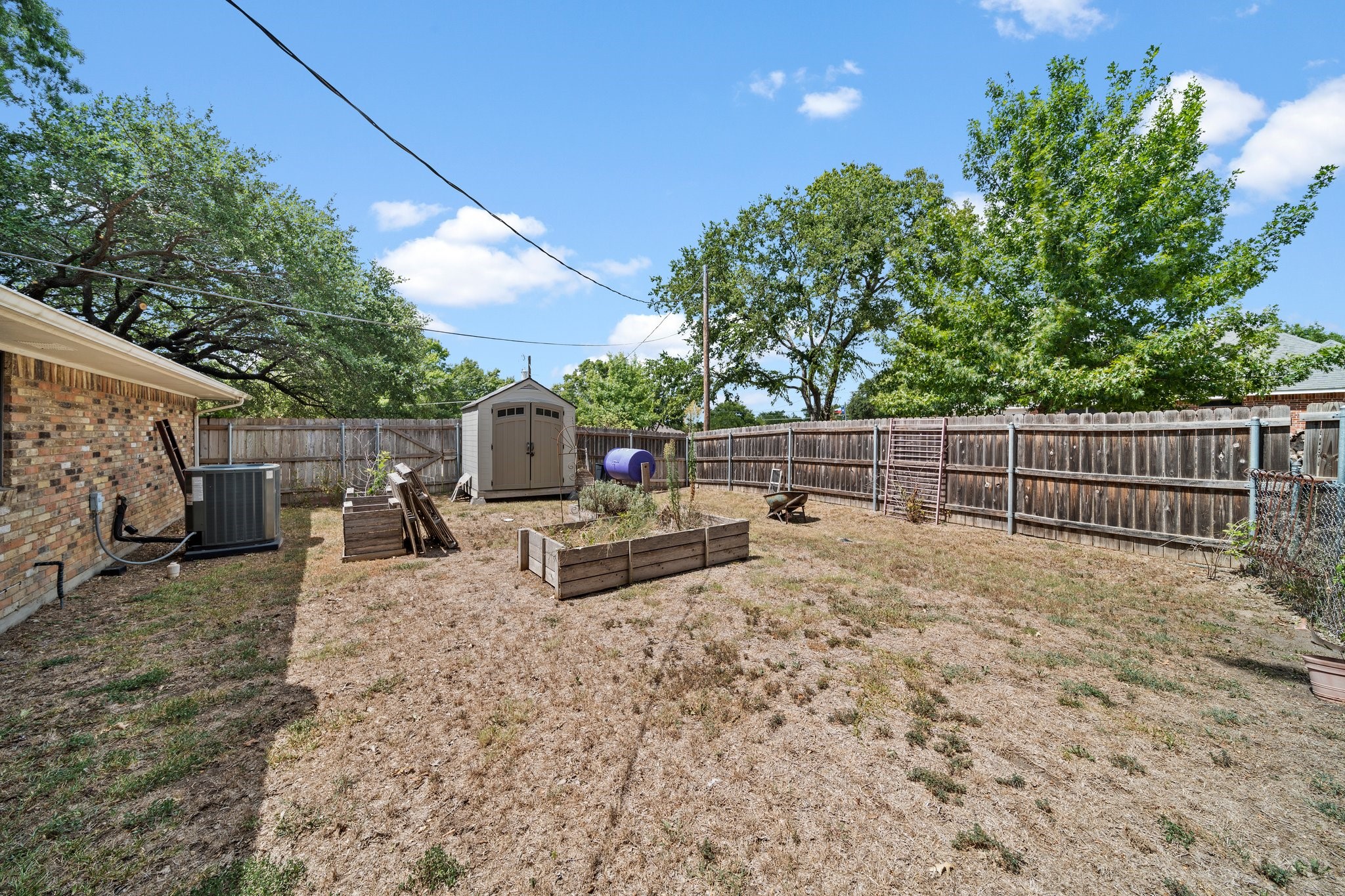 908 Little Creek Trail