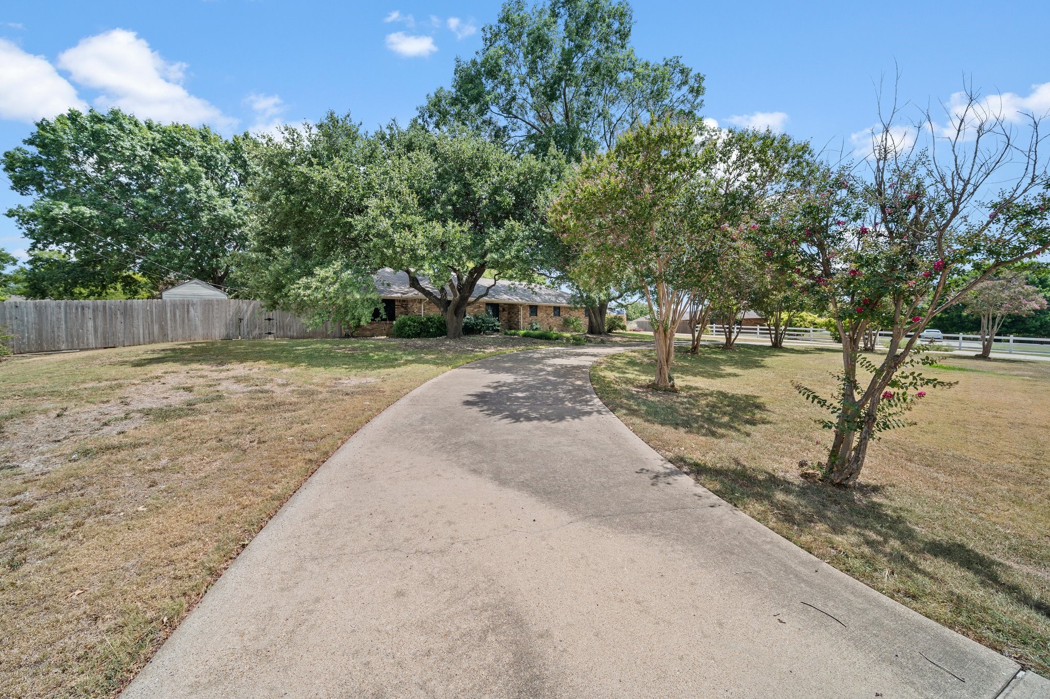 908 Little Creek Trail