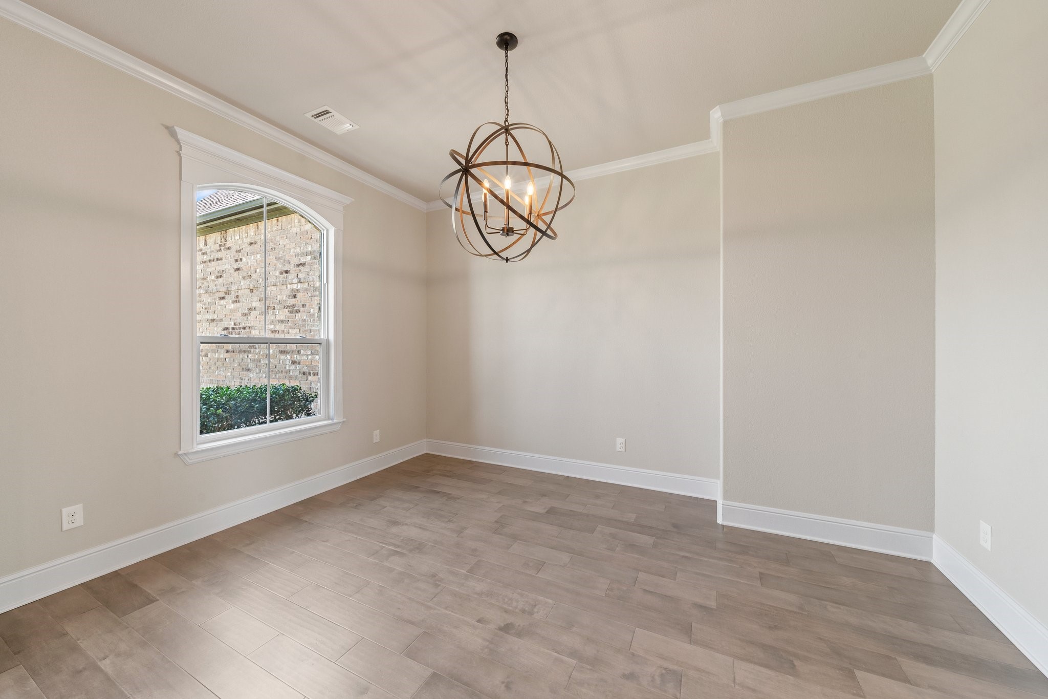 3860 Richard Road