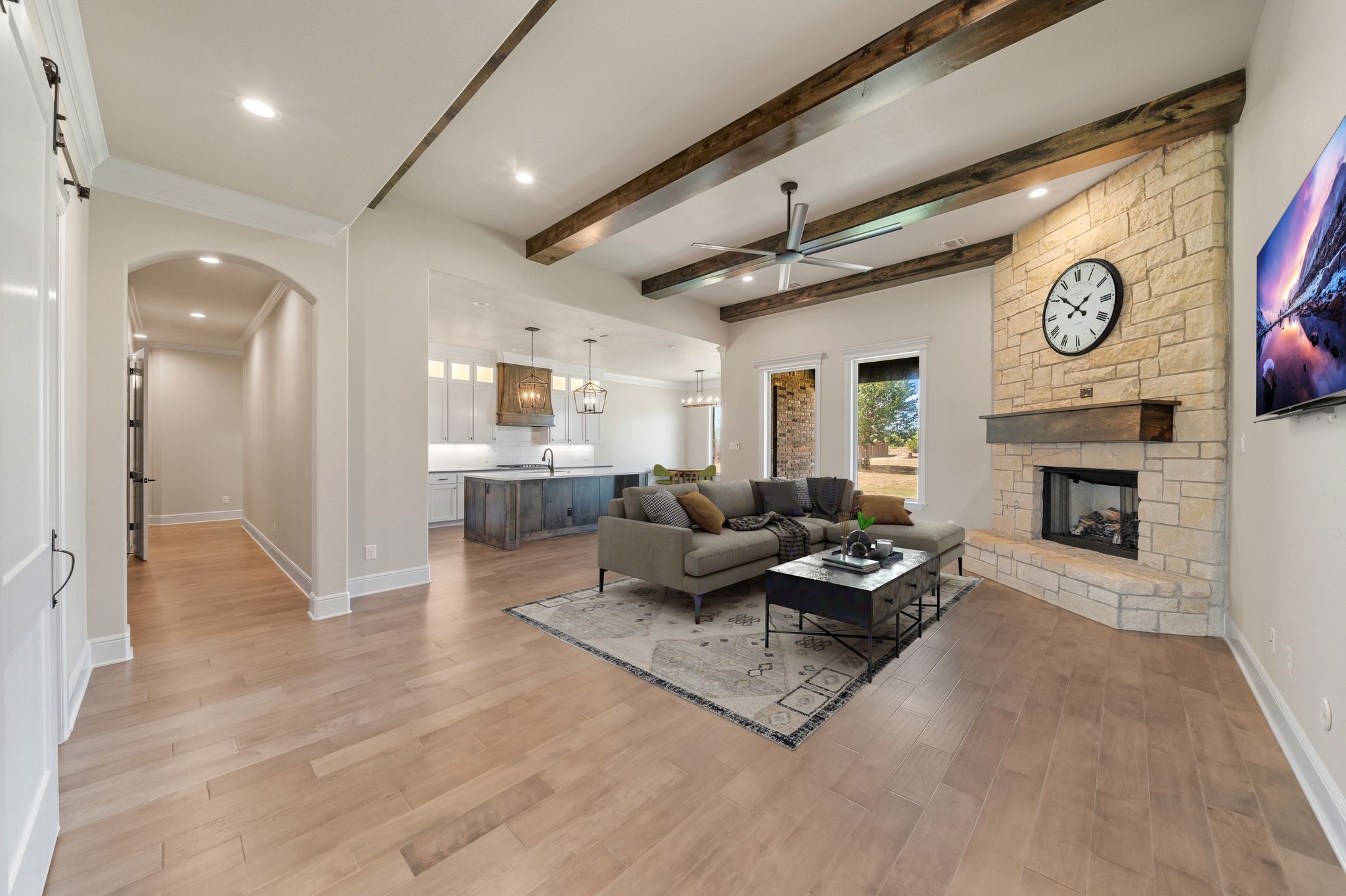 3860 Richard Road