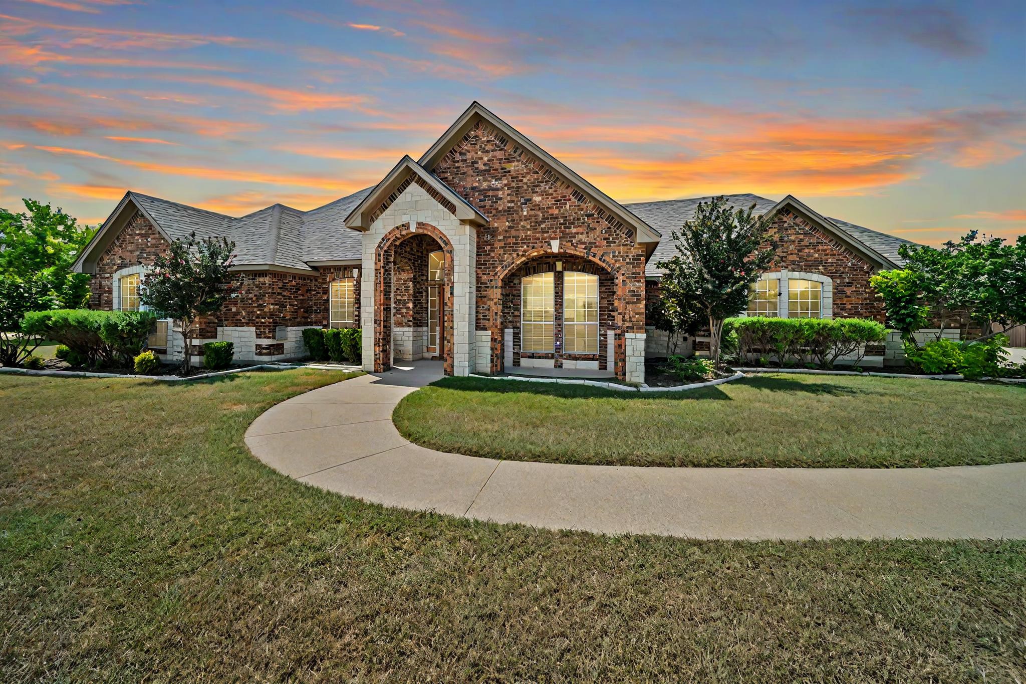 4041 Parker Lane