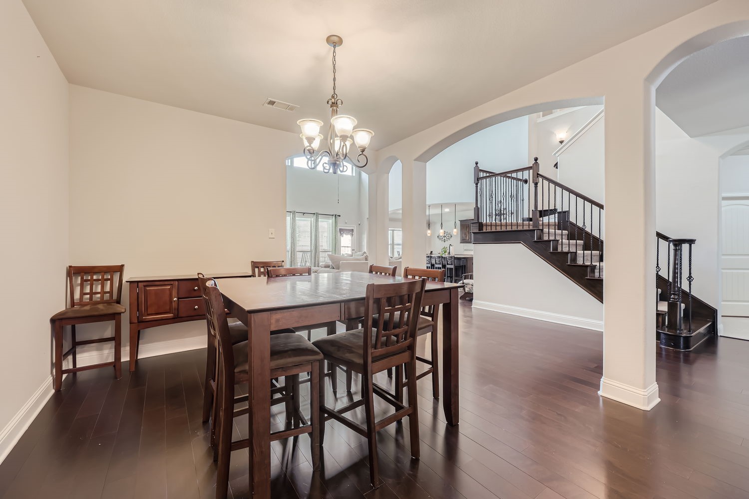 921 Westminster Drive