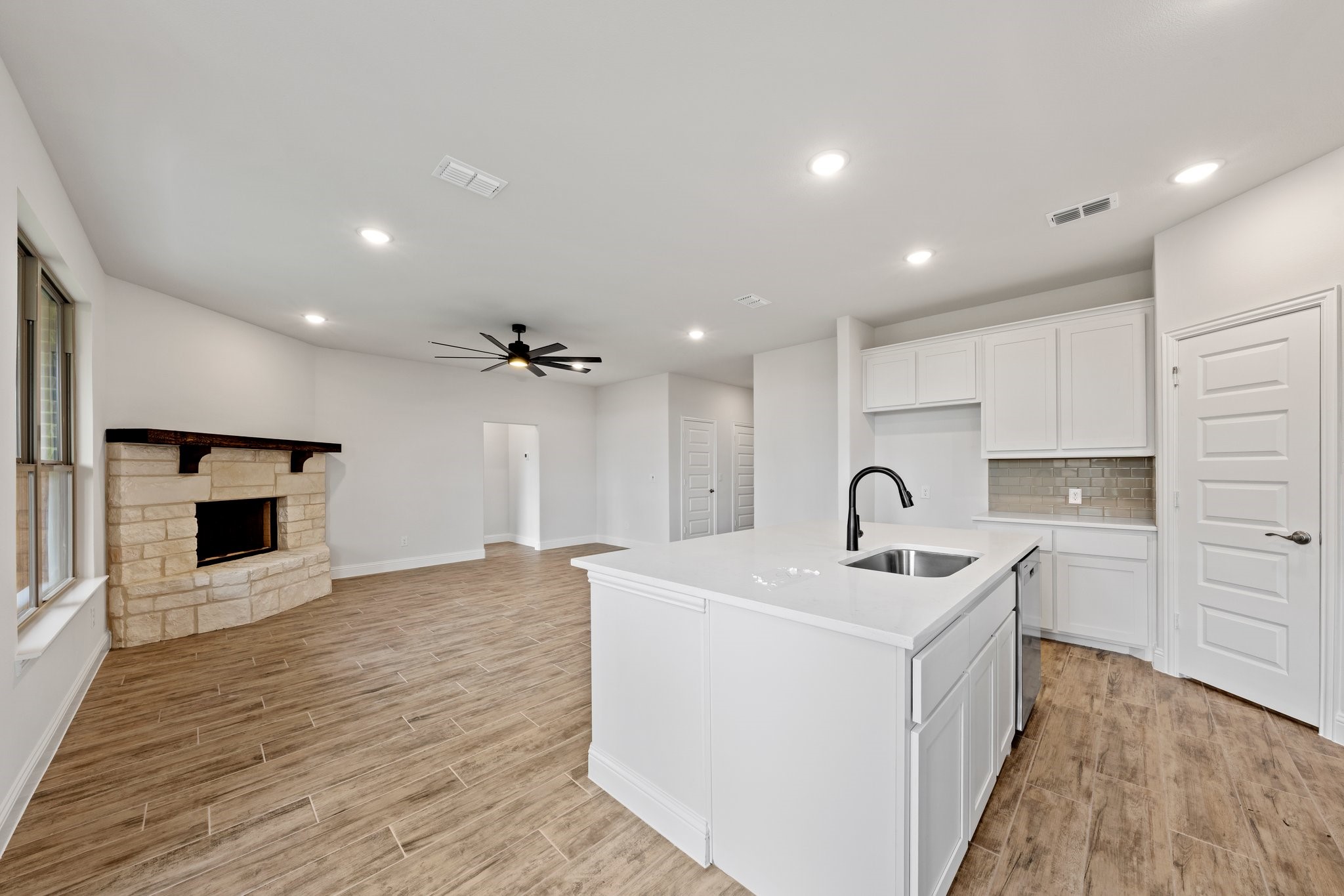 1908 Nightfall Drive