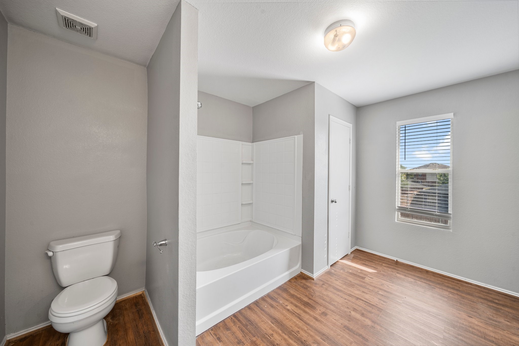 220 Country Meadows Boulevard