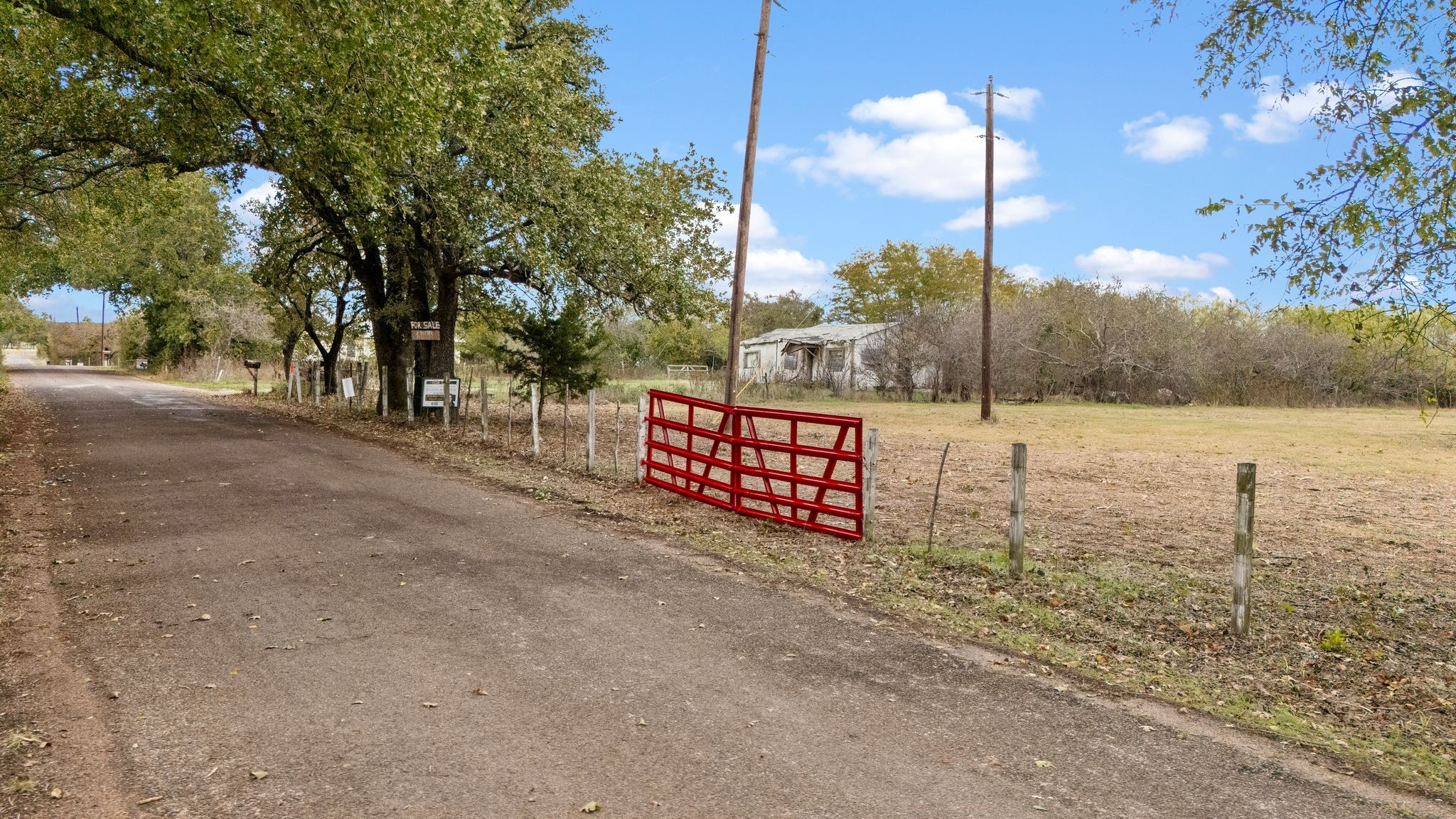870 Wagoner Road