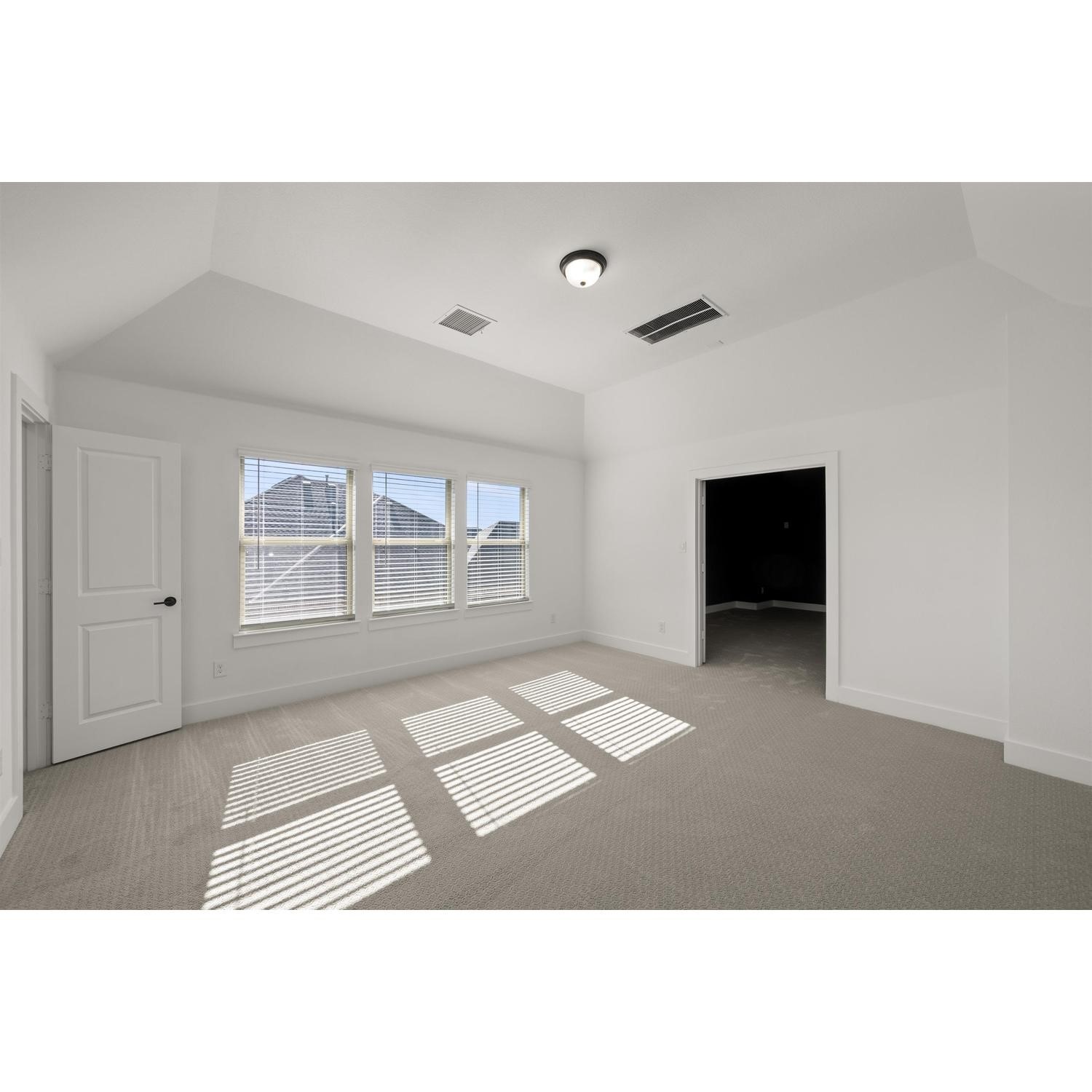 350 Broadmoor Lane