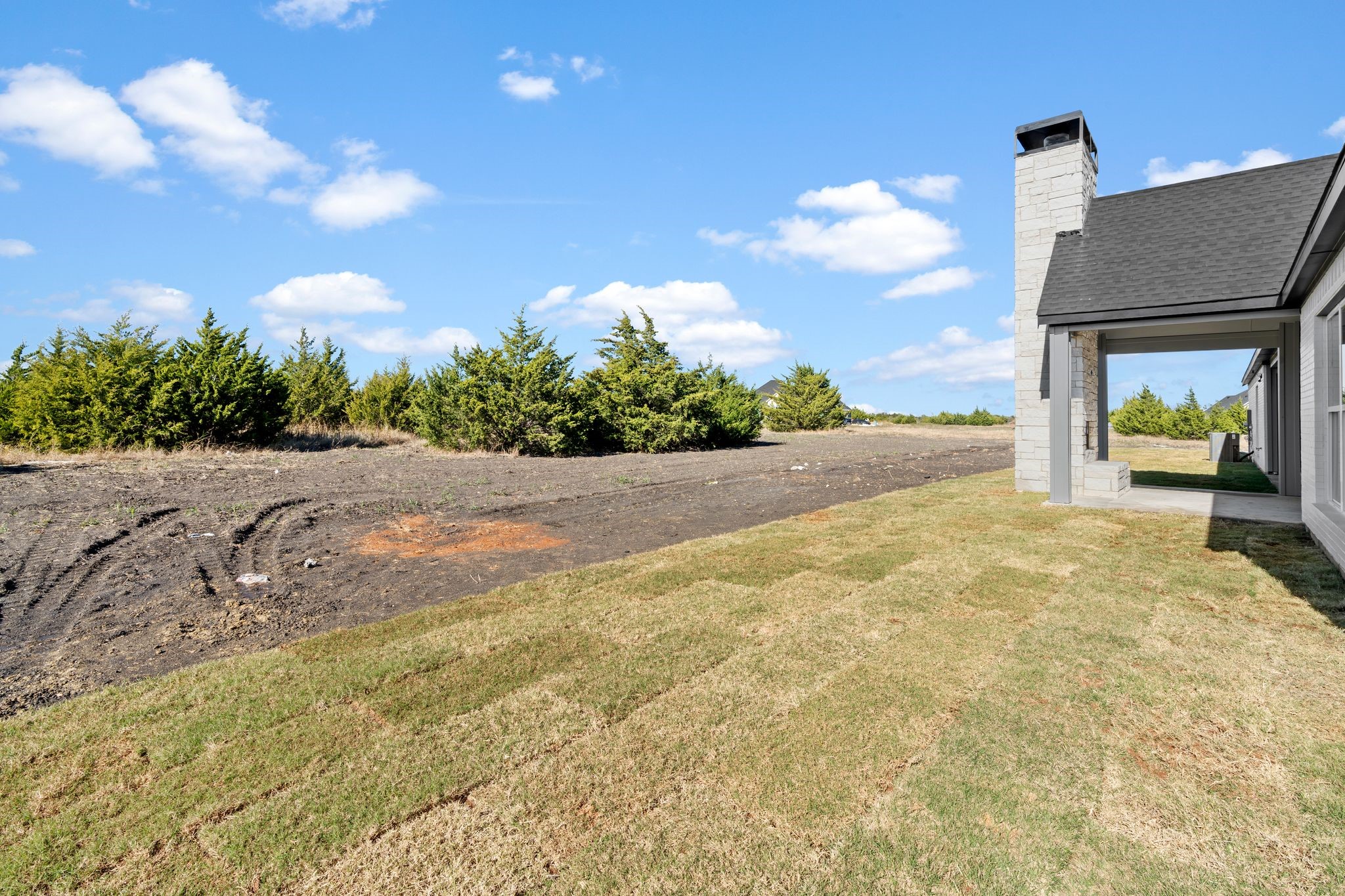 3071 Glen Oaks Drive