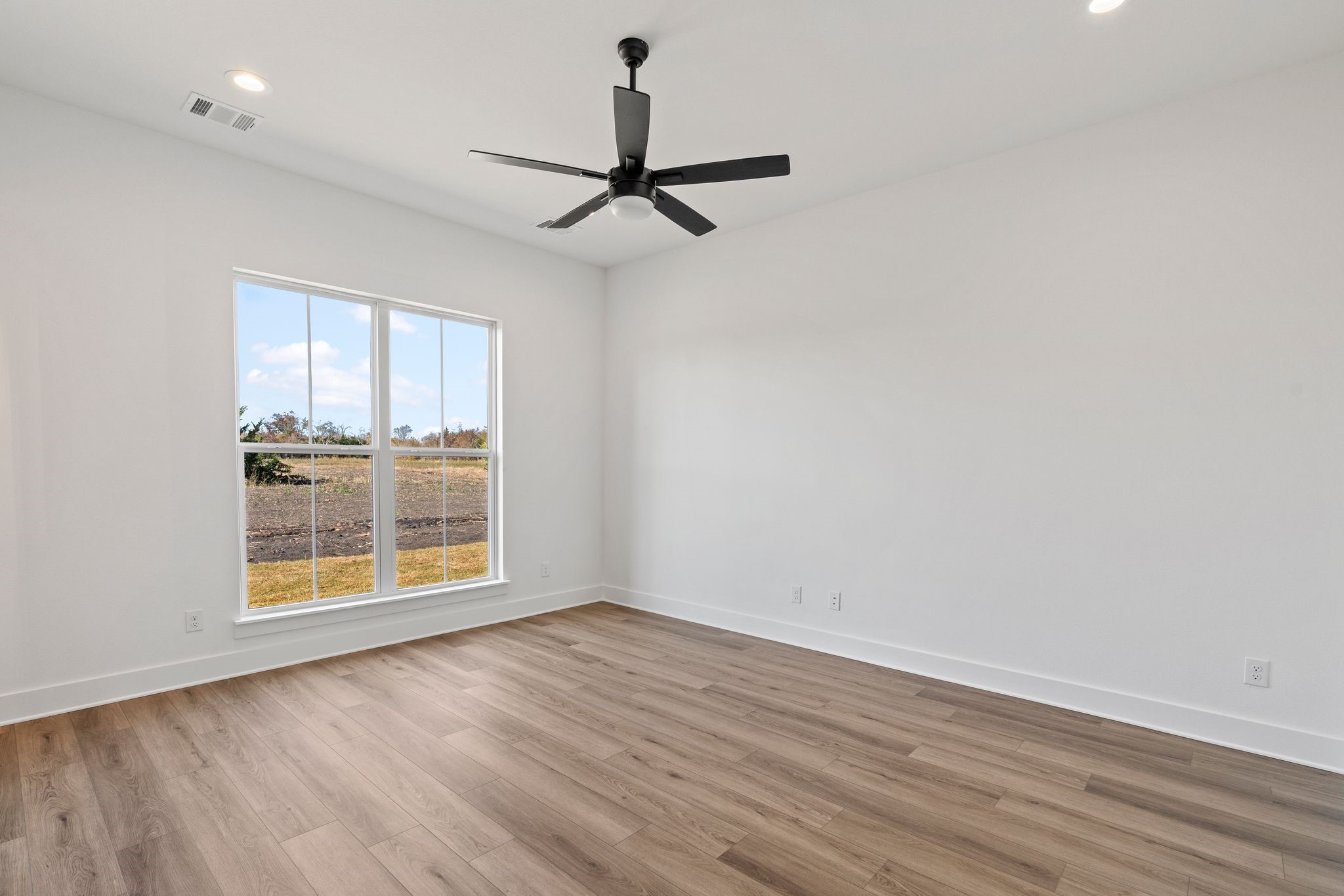 3071 Glen Oaks Drive