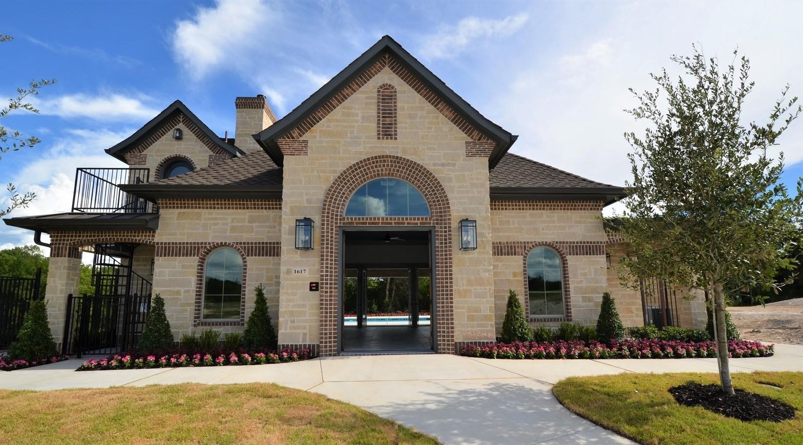 1413 Ethan Circle
