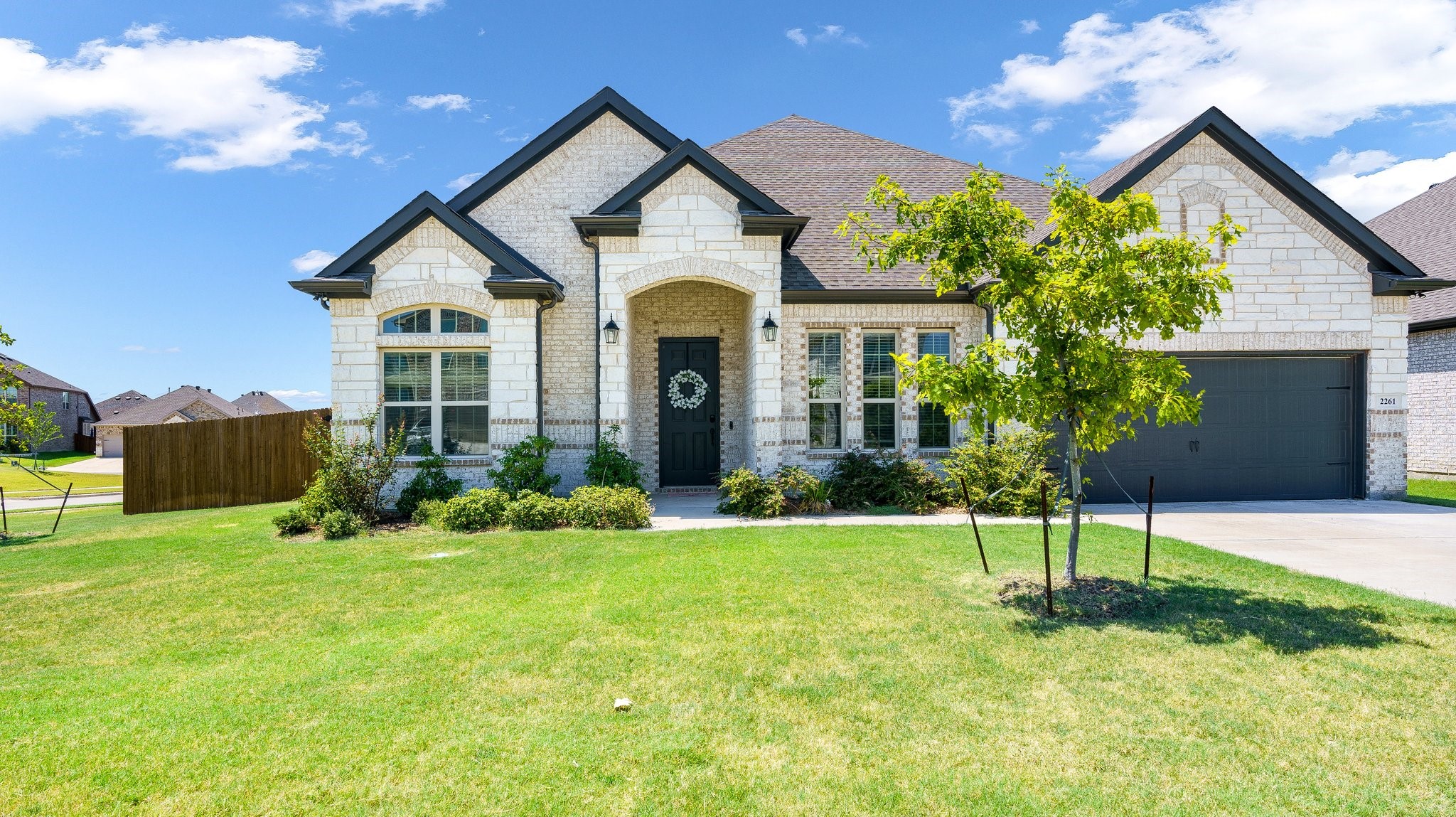 2261 High Plain Lane