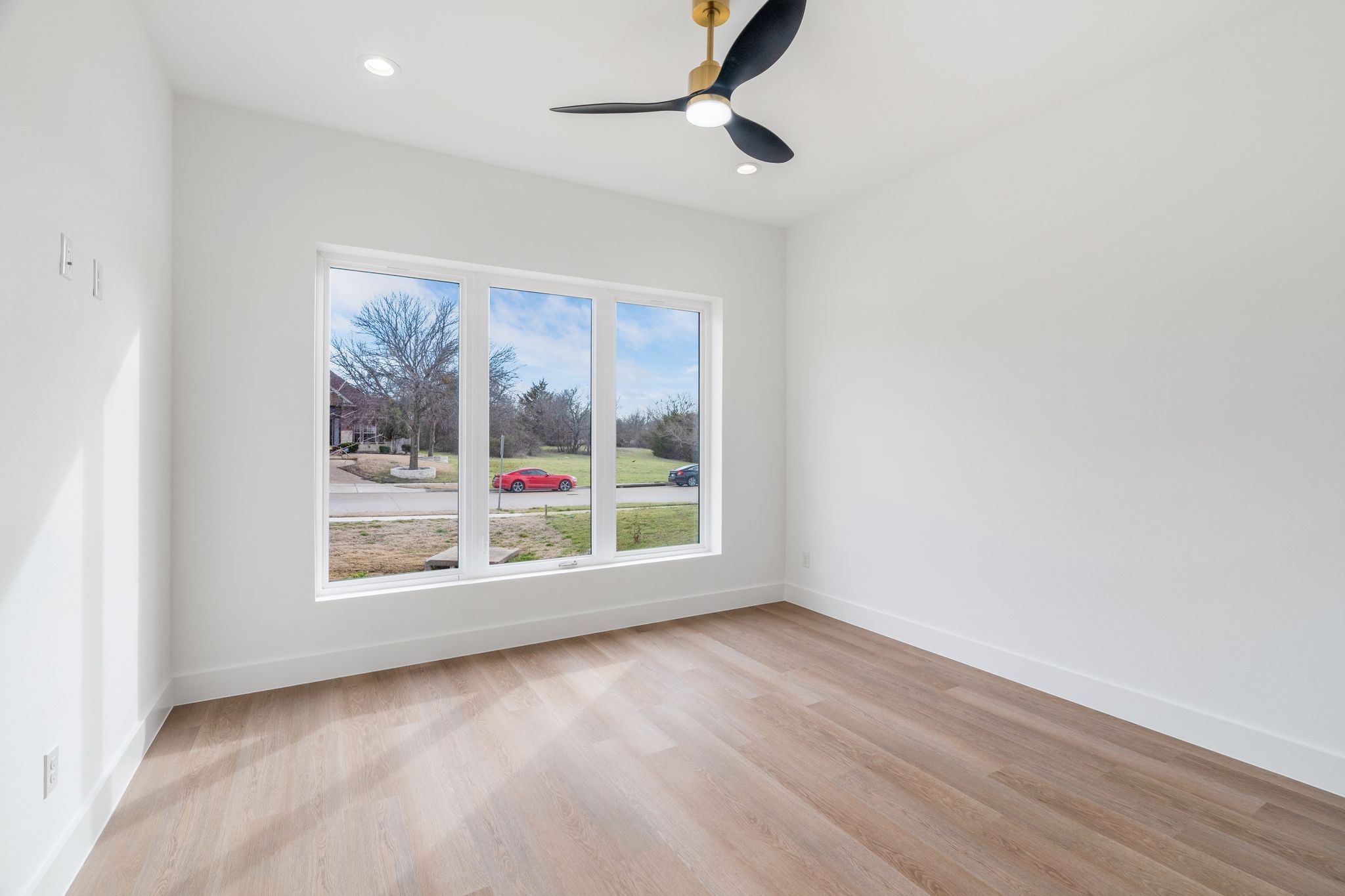 811 Bentwater Parkway