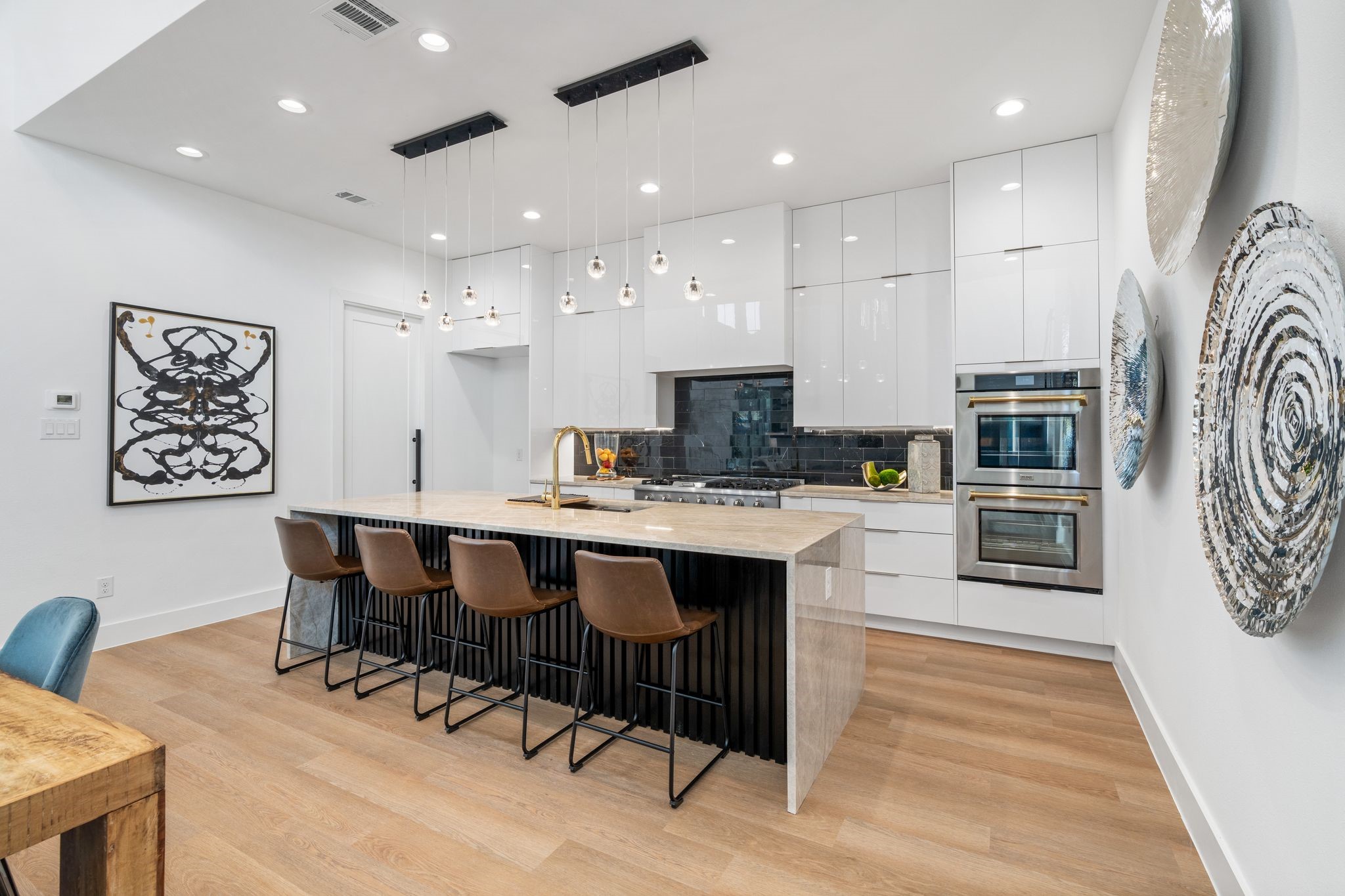 811 Bentwater Parkway