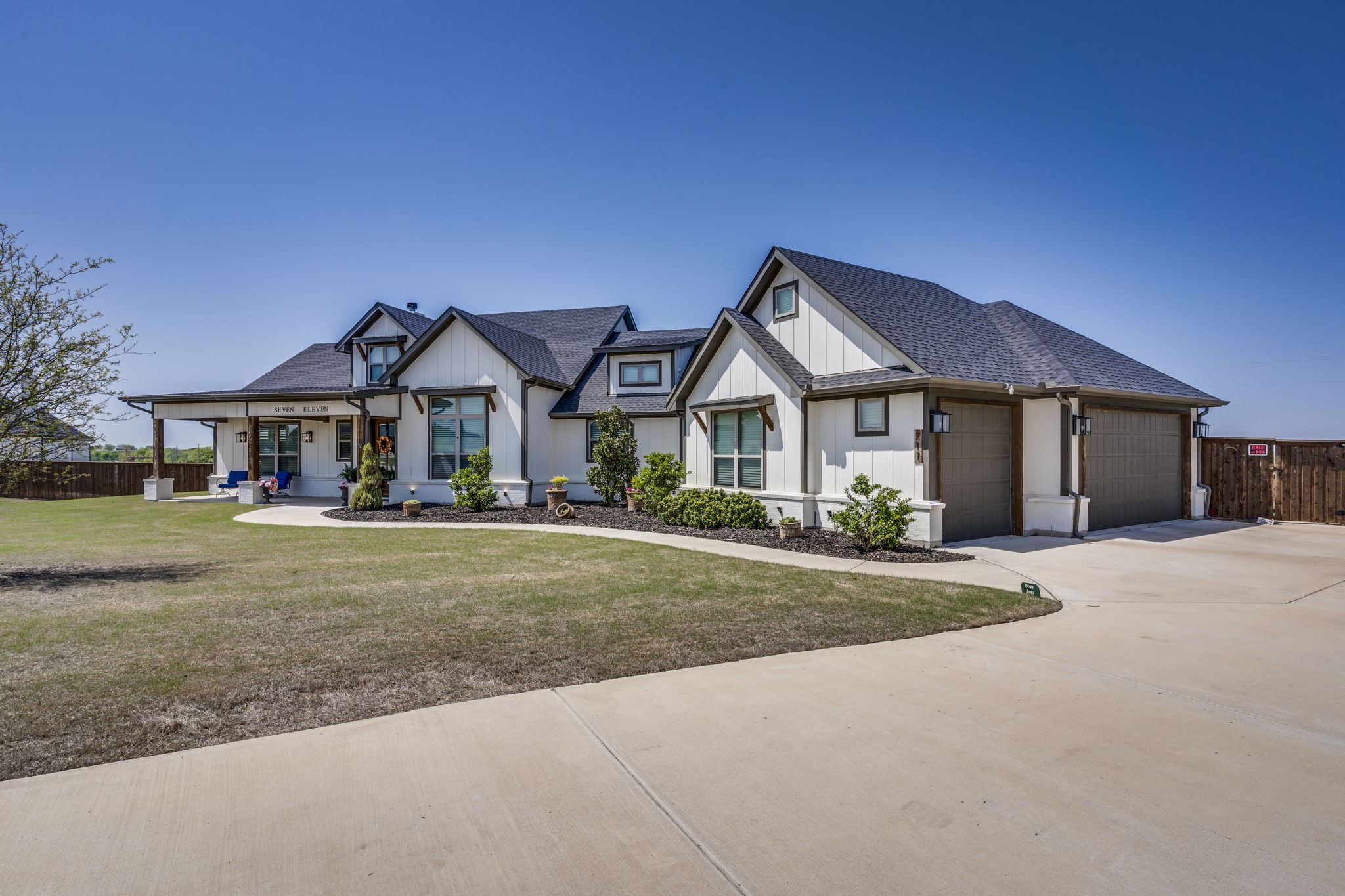 711 Turtle Dove Court