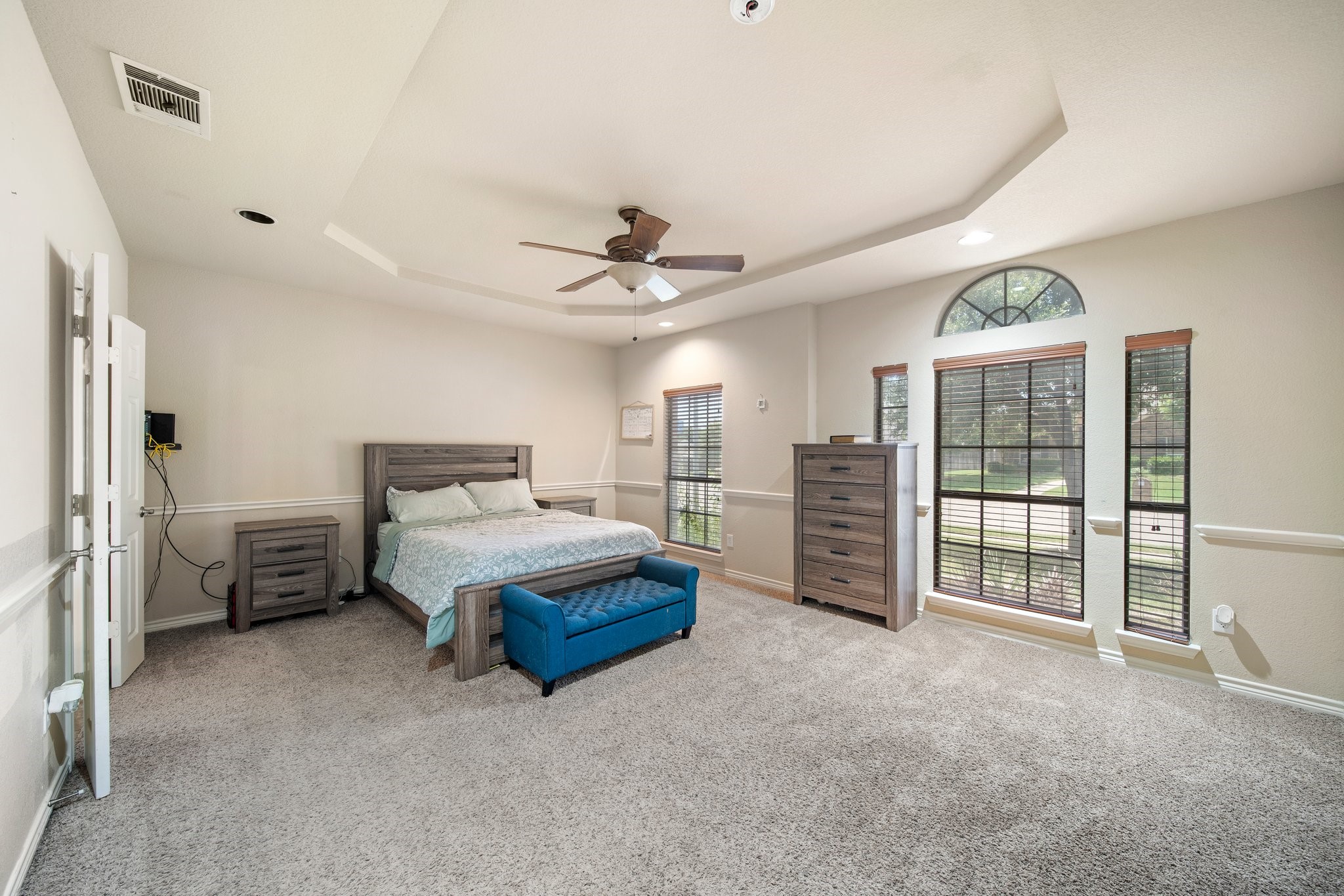 5038 W Fall Drive