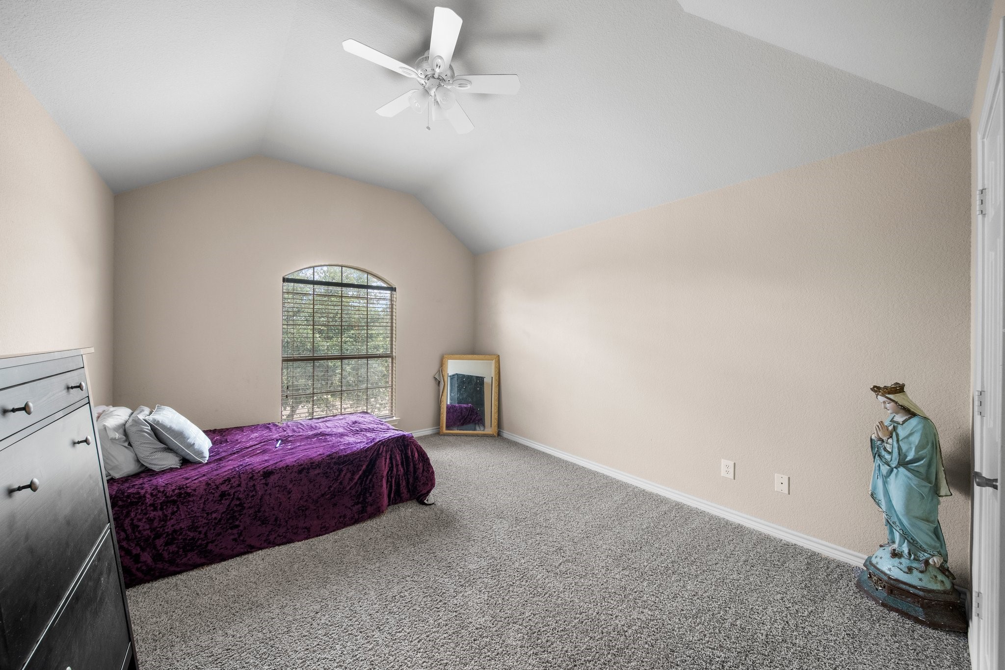 5038 W Fall Drive