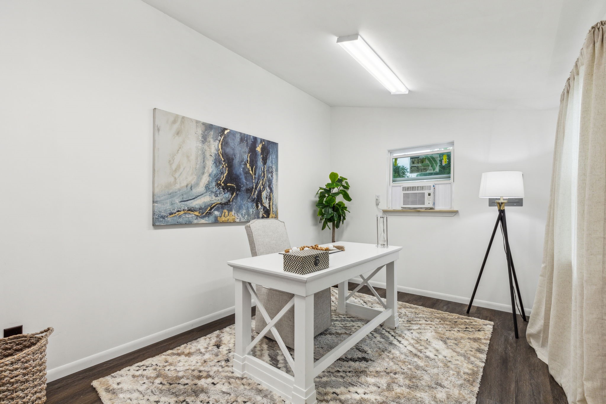 7116 Independence Drive