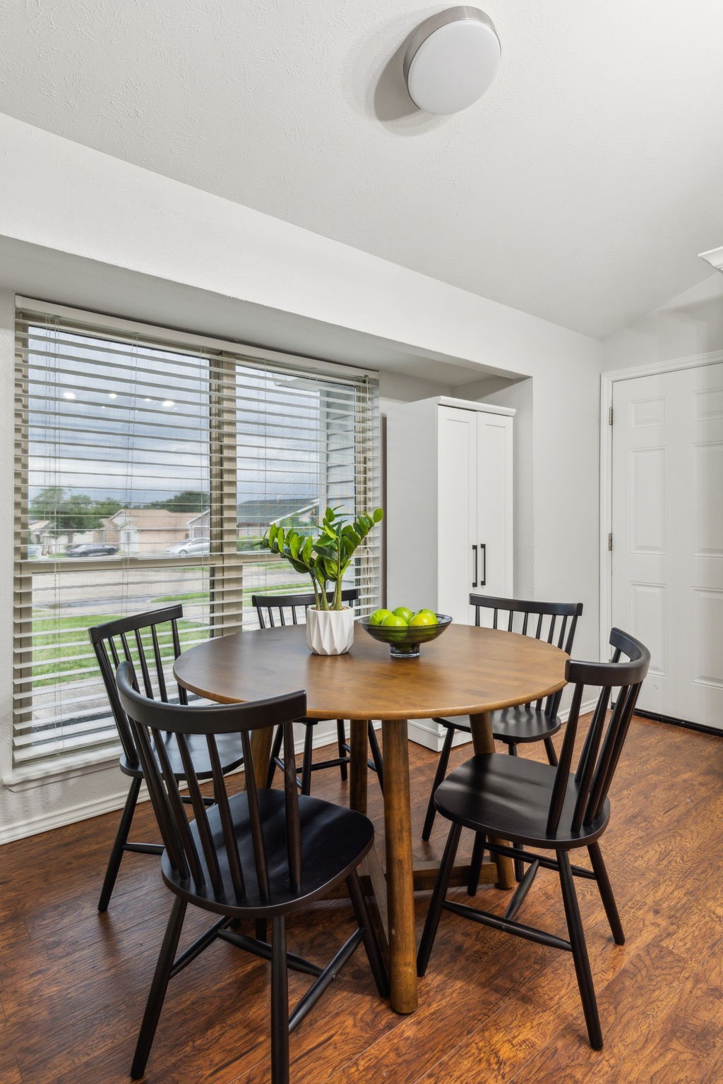 7116 Independence Drive