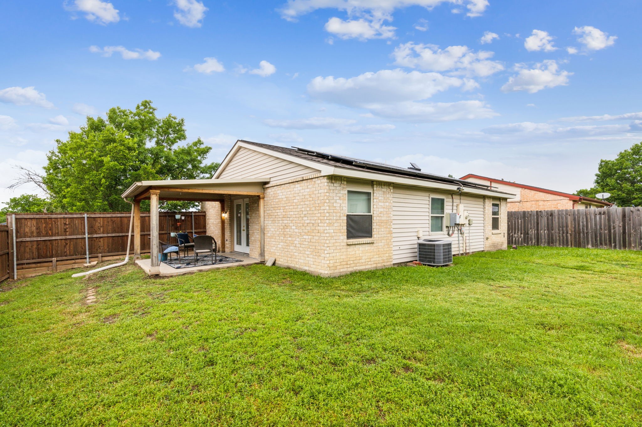 7116 Independence Drive