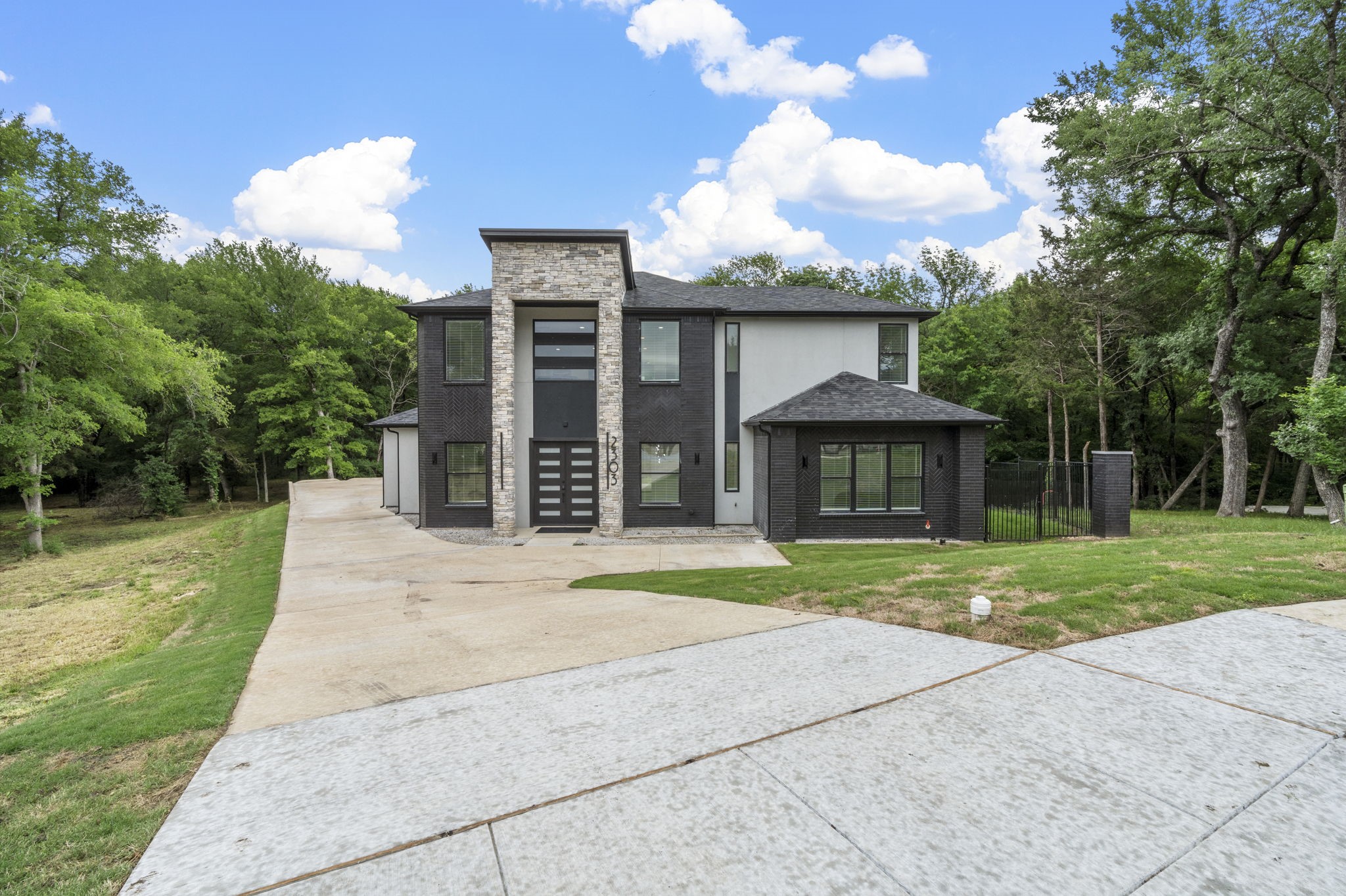 2303 Timber Creek Court