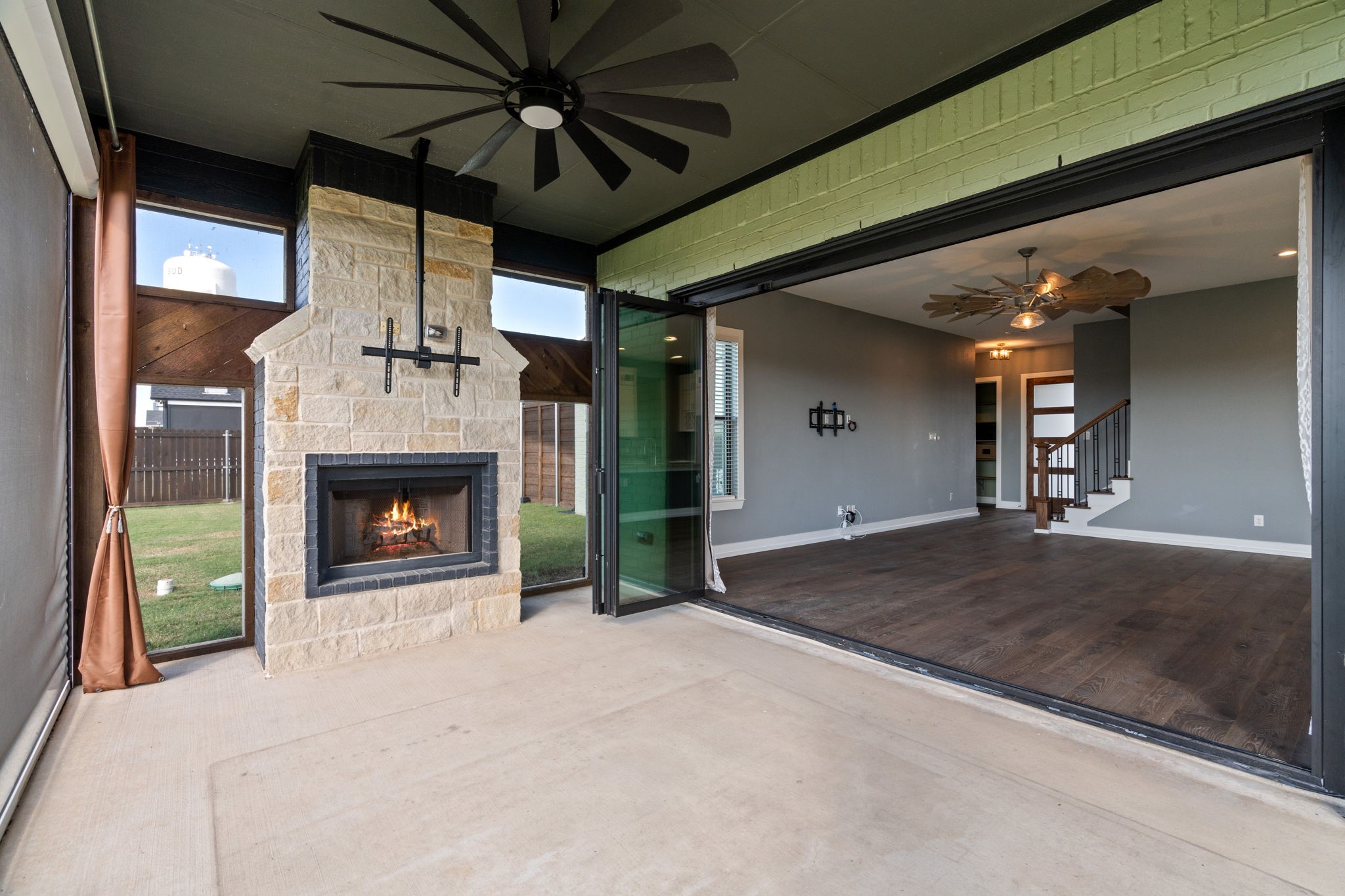 1644 Ryder Lee Lane