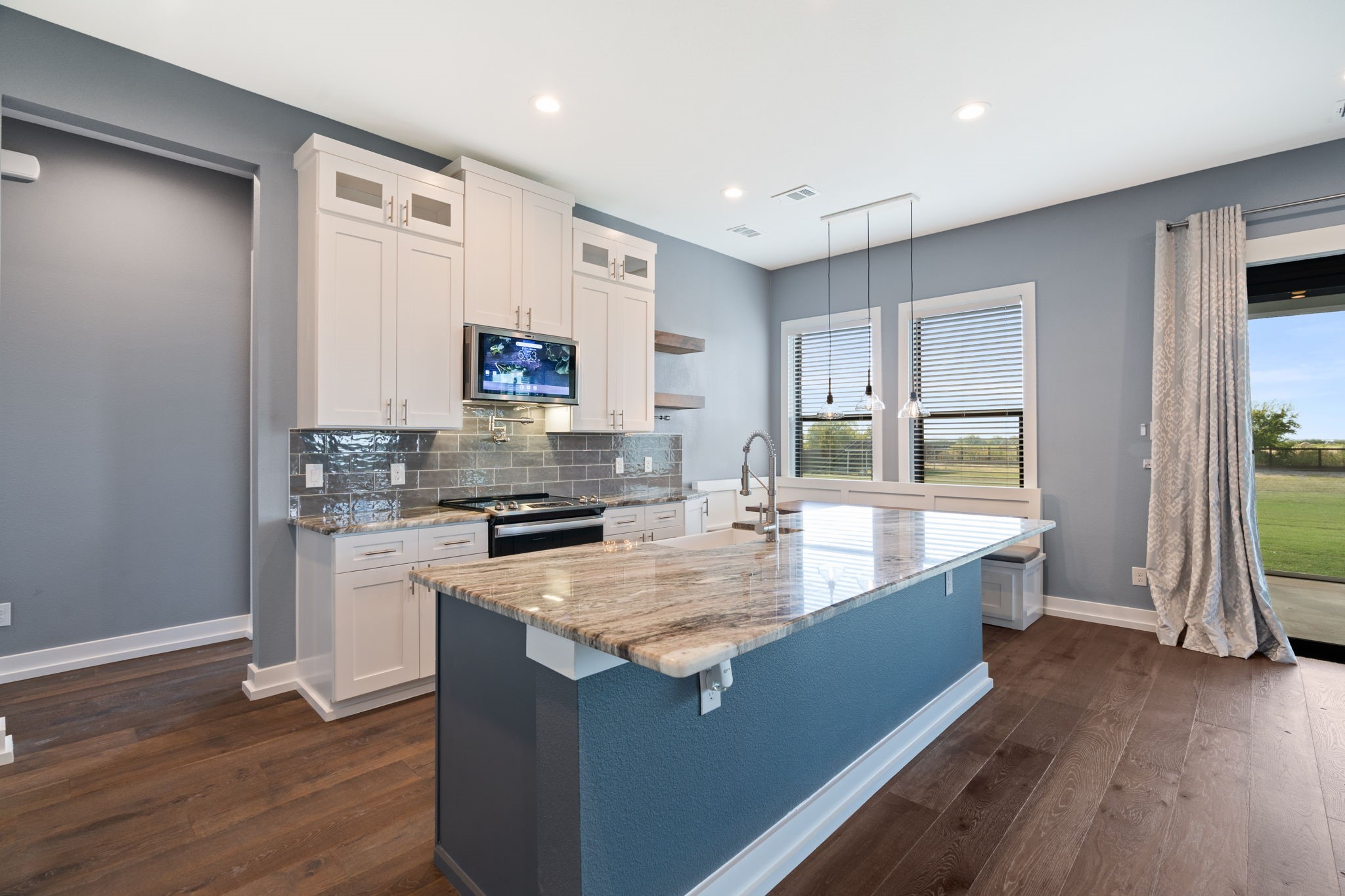 1644 Ryder Lee Lane