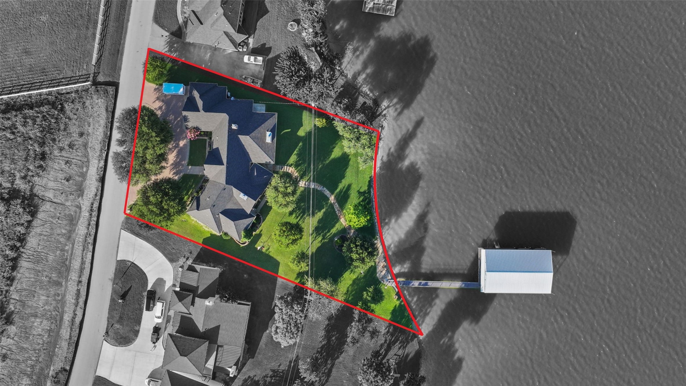 129 Lakeshore Drive