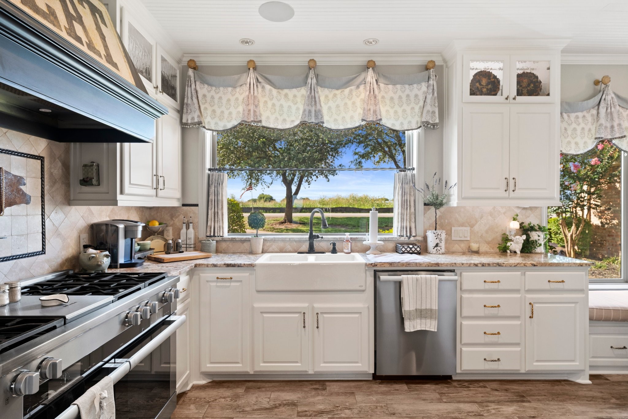 129 Lakeshore Drive
