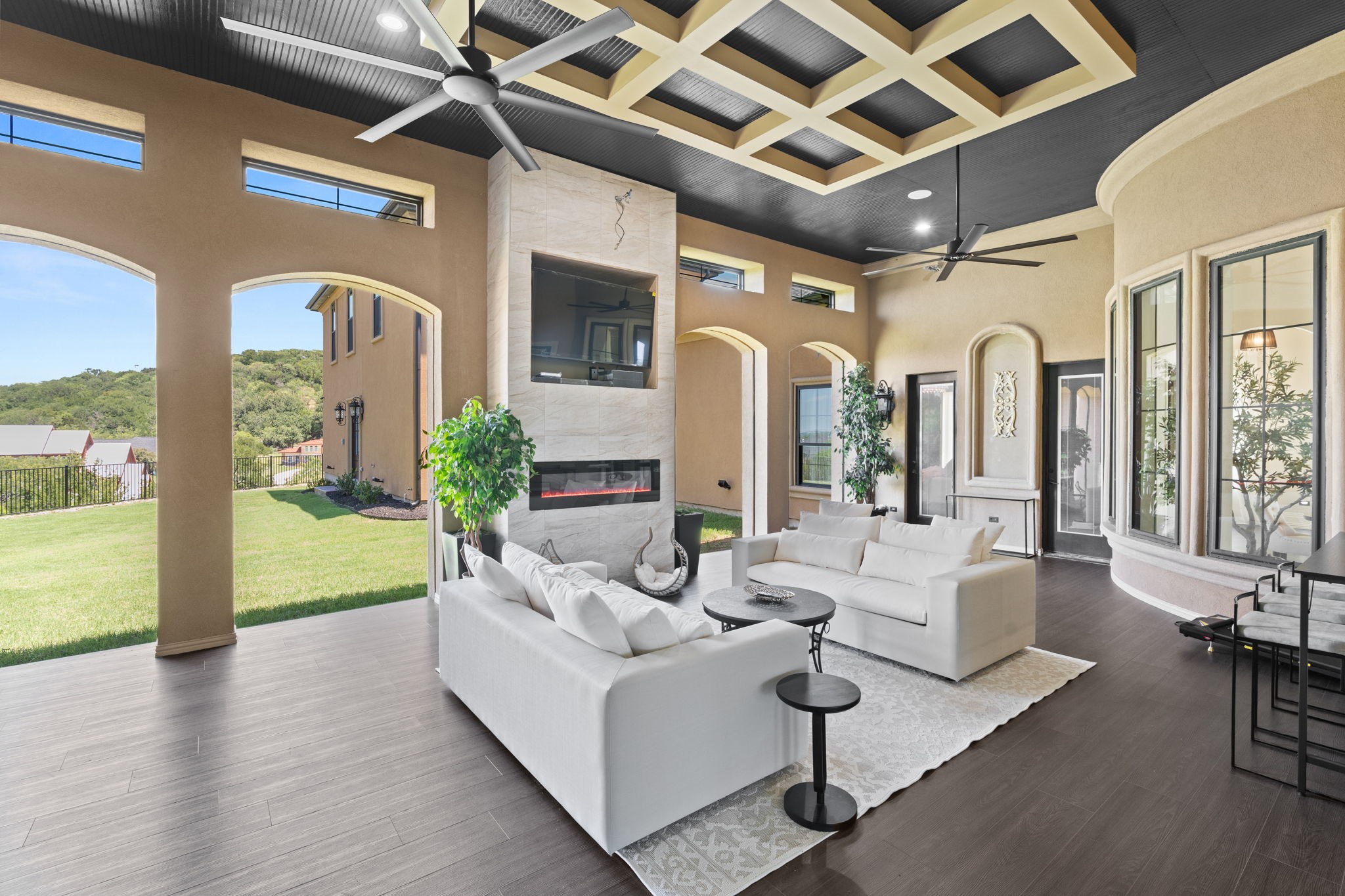 2621 Whispering Oaks Cove
