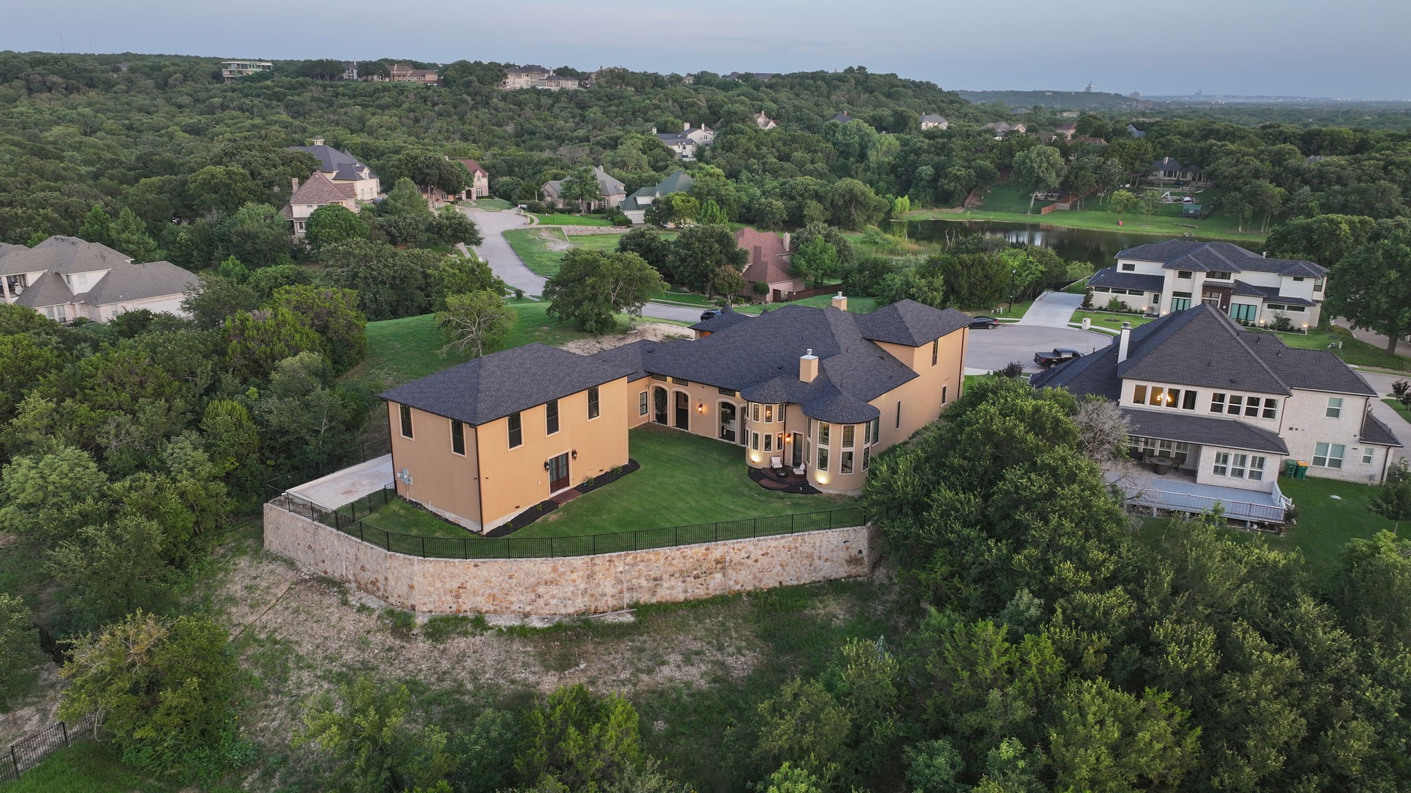 2621 Whispering Oaks Cove
