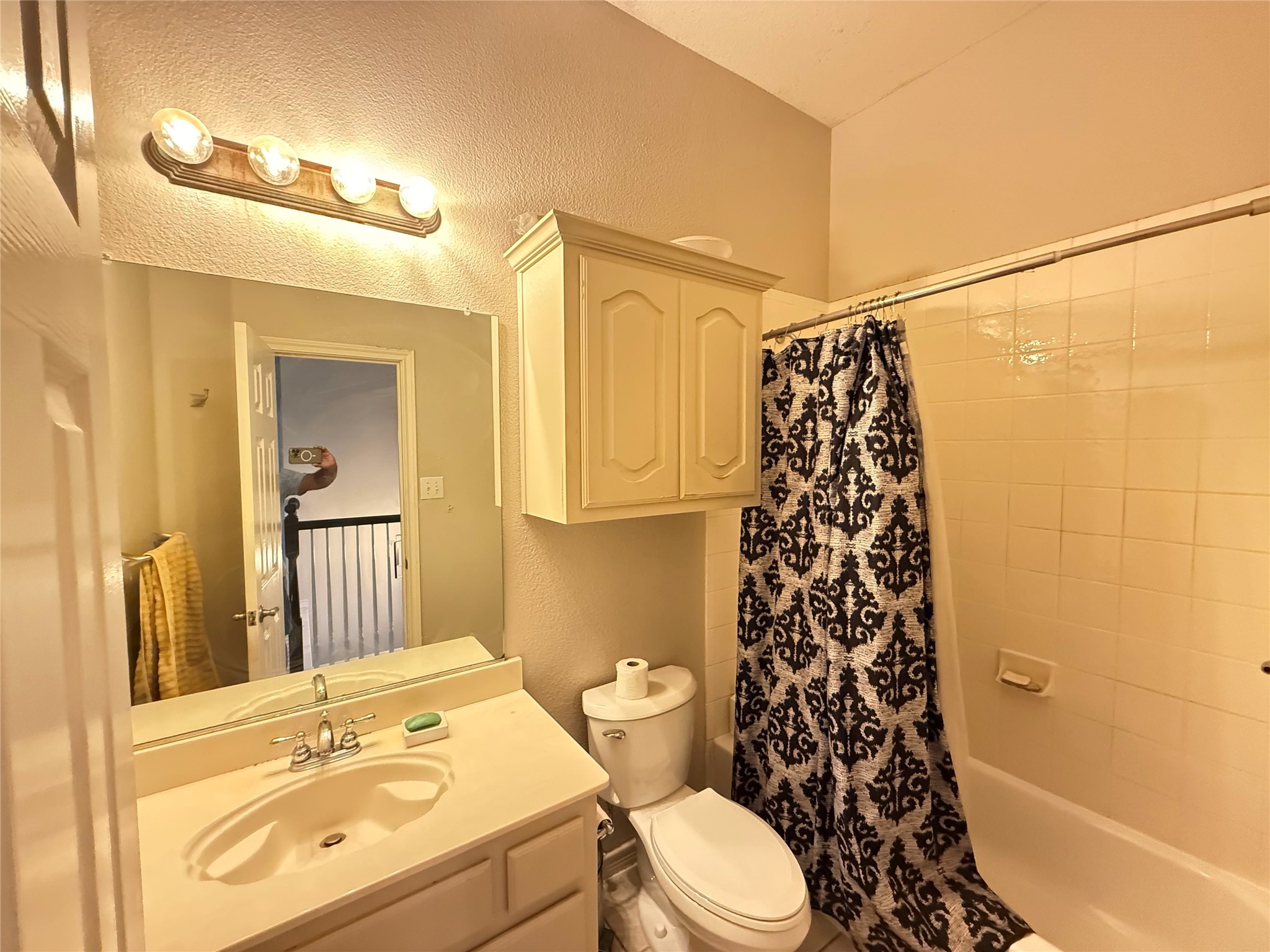 1457 Alamo Bell Way