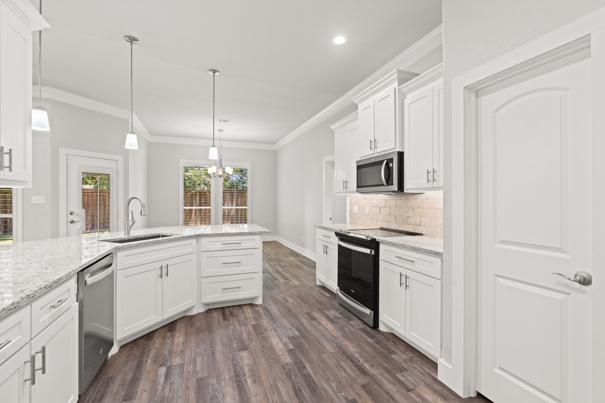 535 Limestone Circle