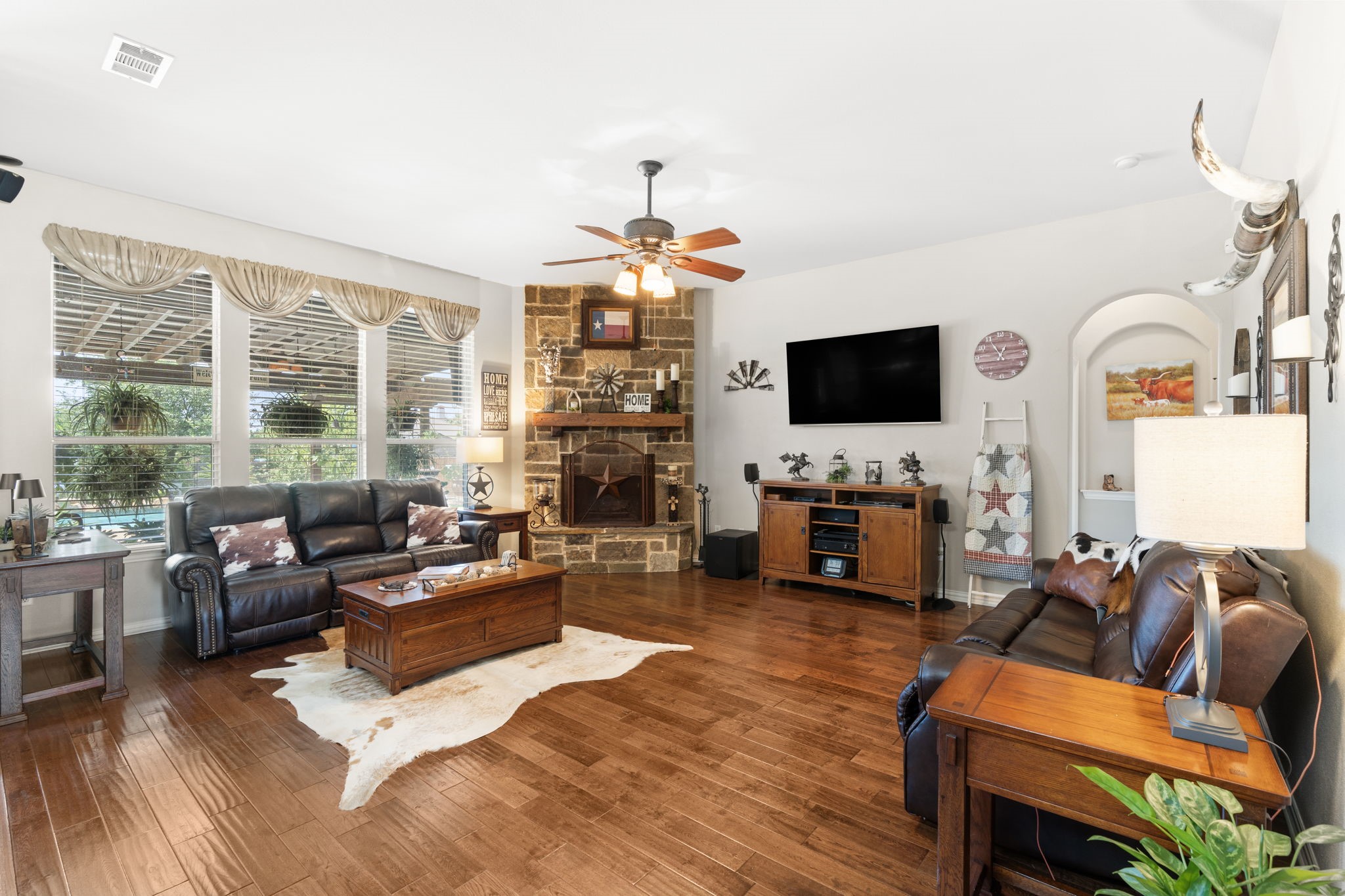 418 Panther Peak Drive