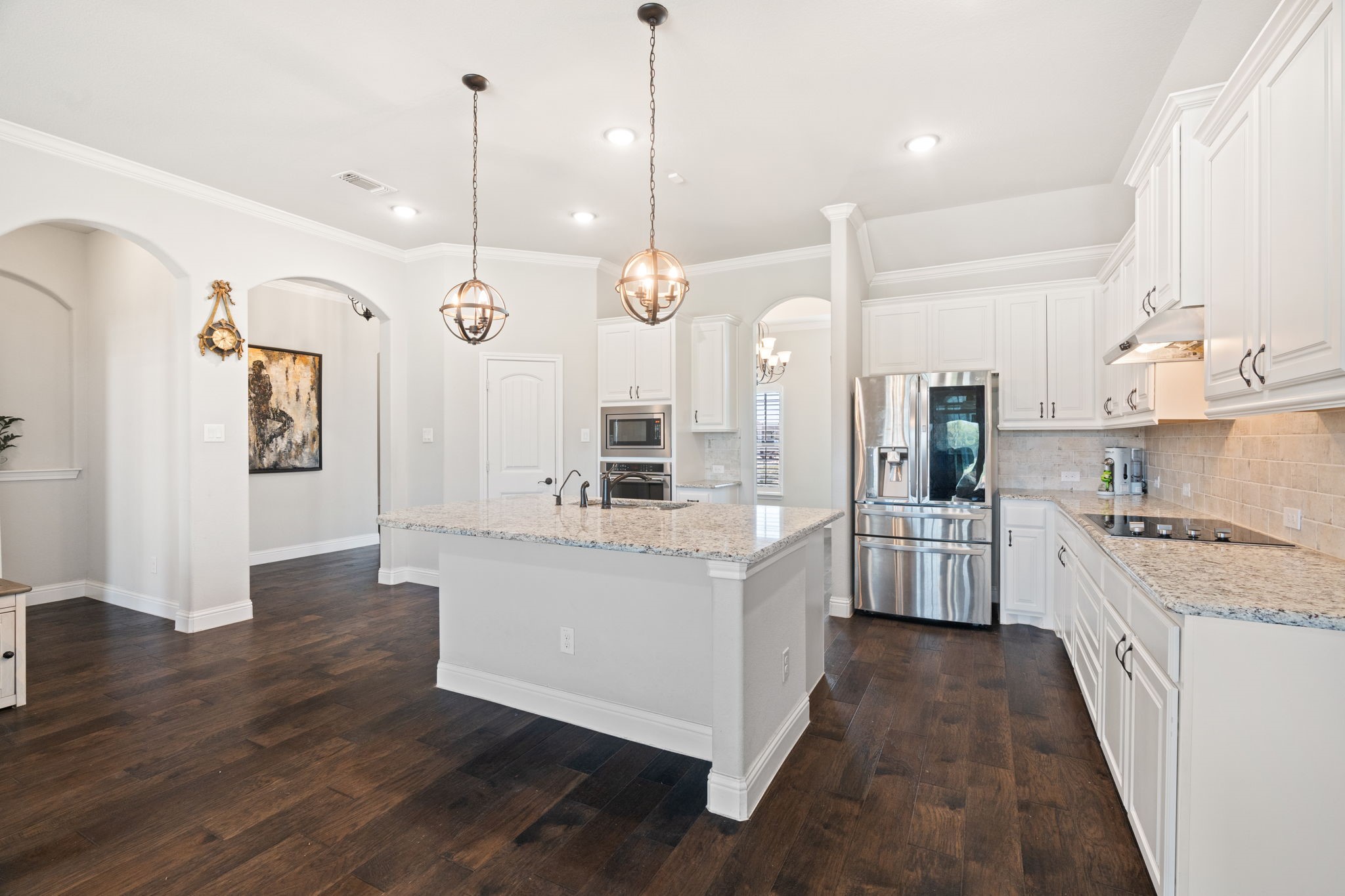 833 Rustic Trail