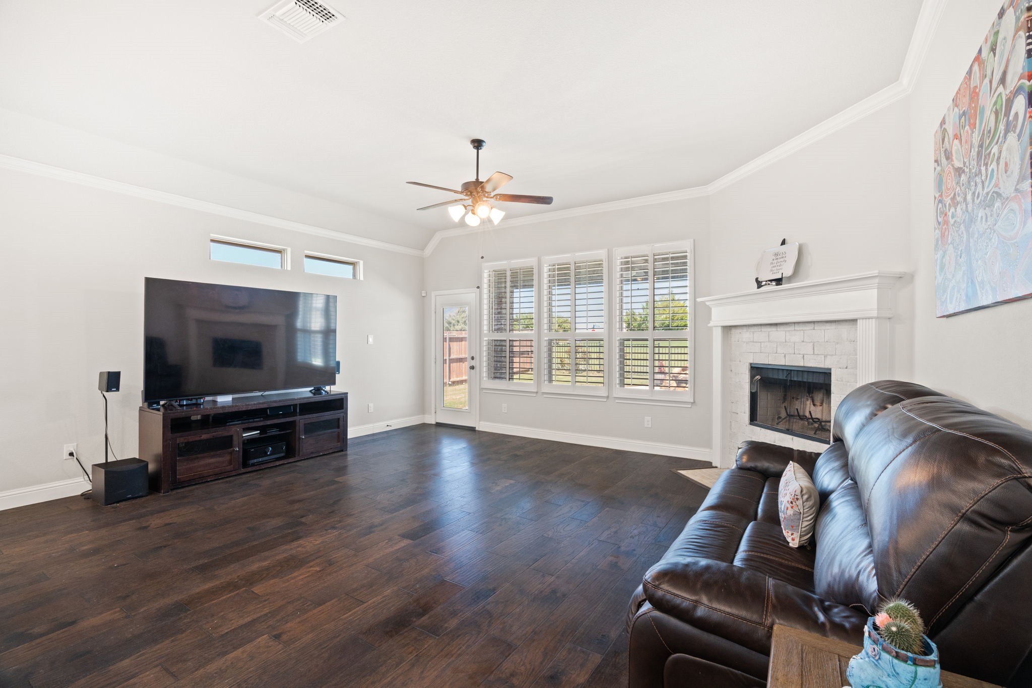 833 Rustic Trail