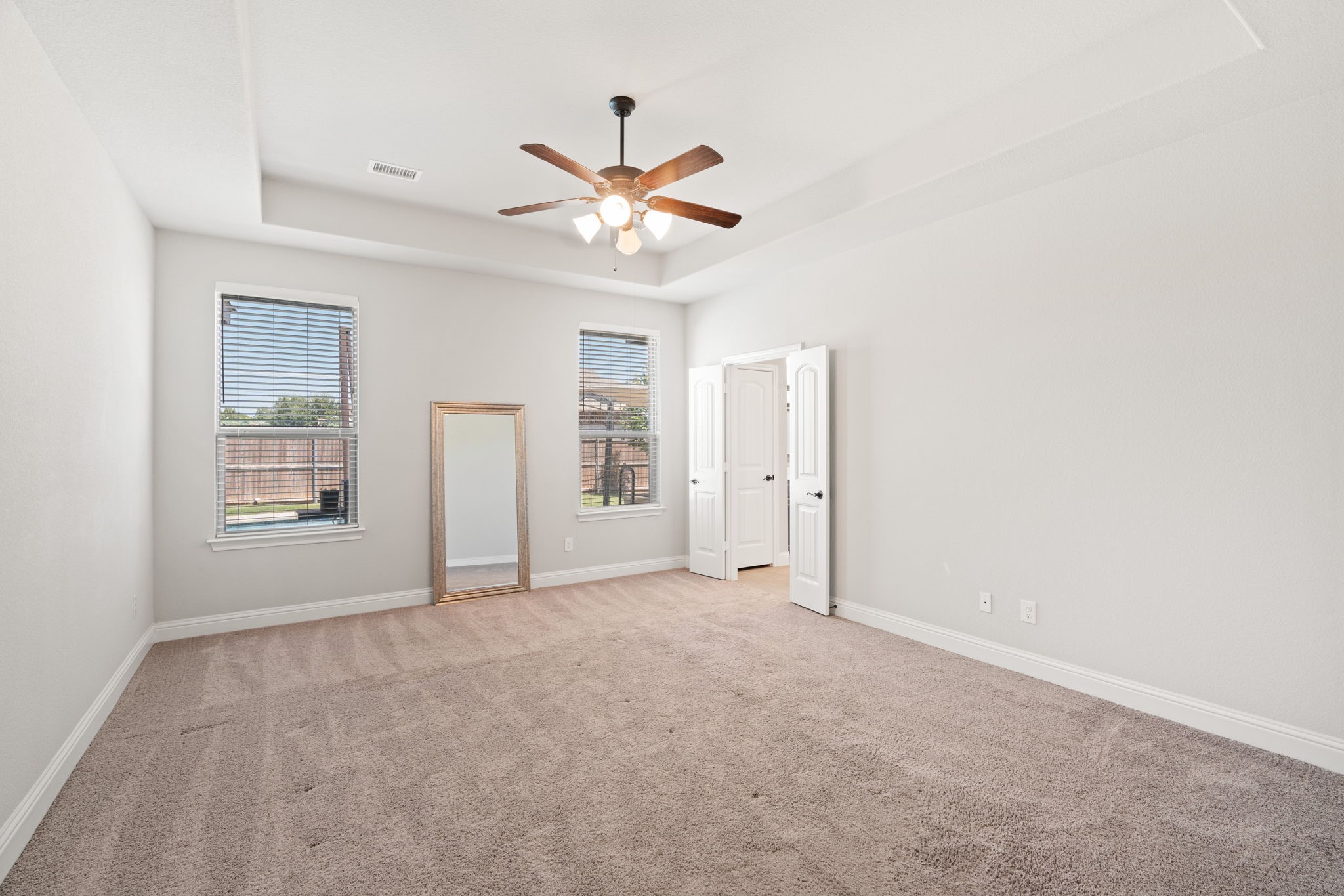 833 Rustic Trail