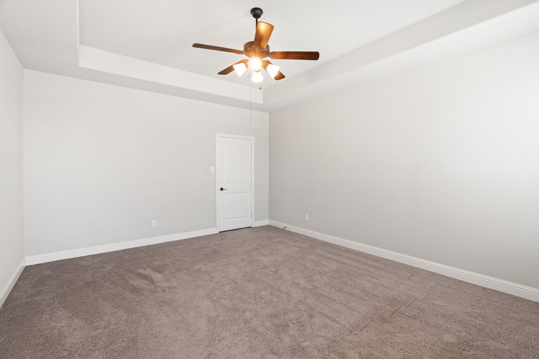 833 Rustic Trail