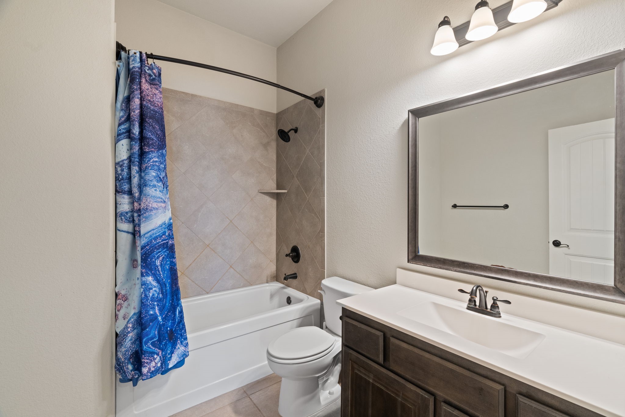 833 Rustic Trail