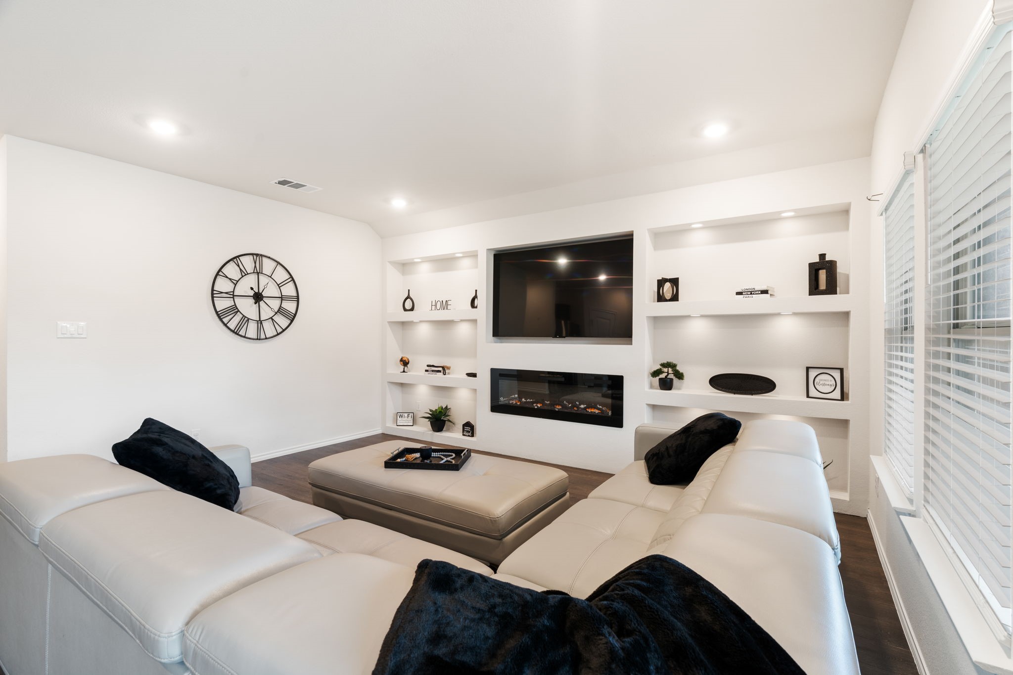 3413 Perman Drive
