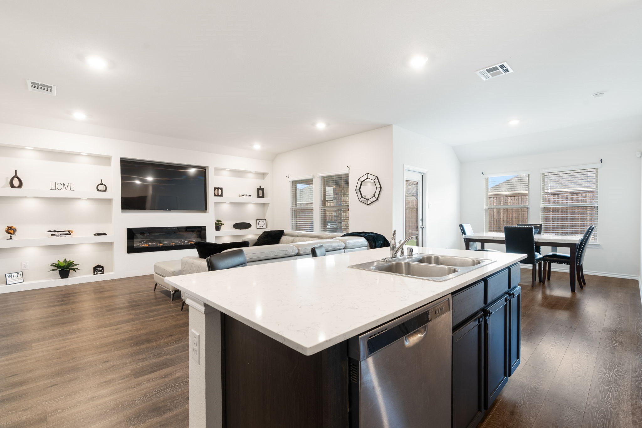 3413 Perman Drive