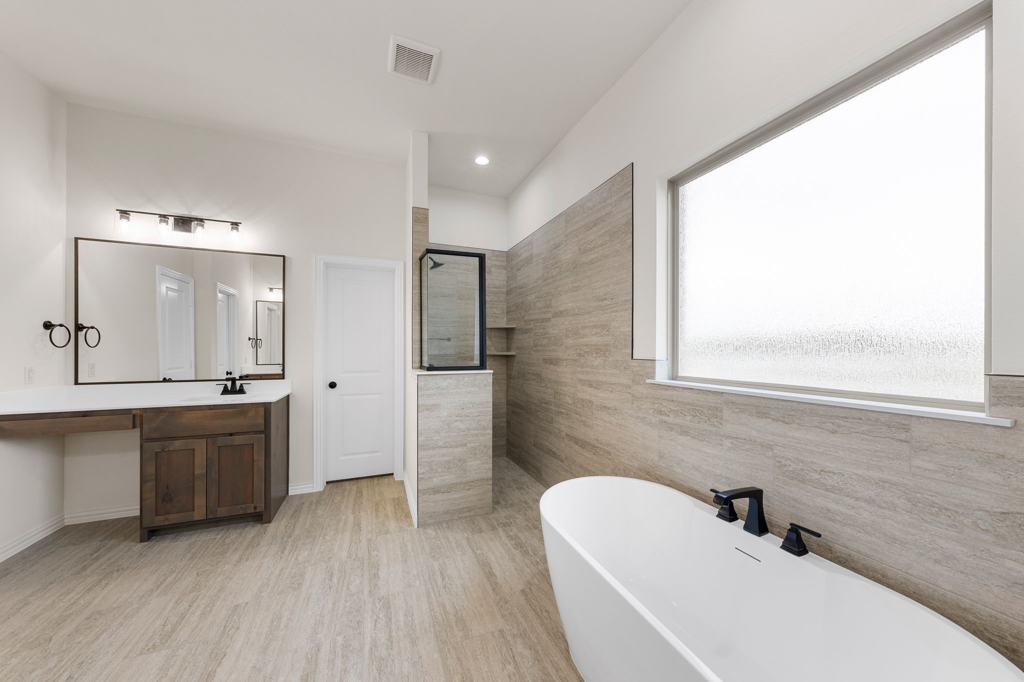 431 Paradise Ridge Drive