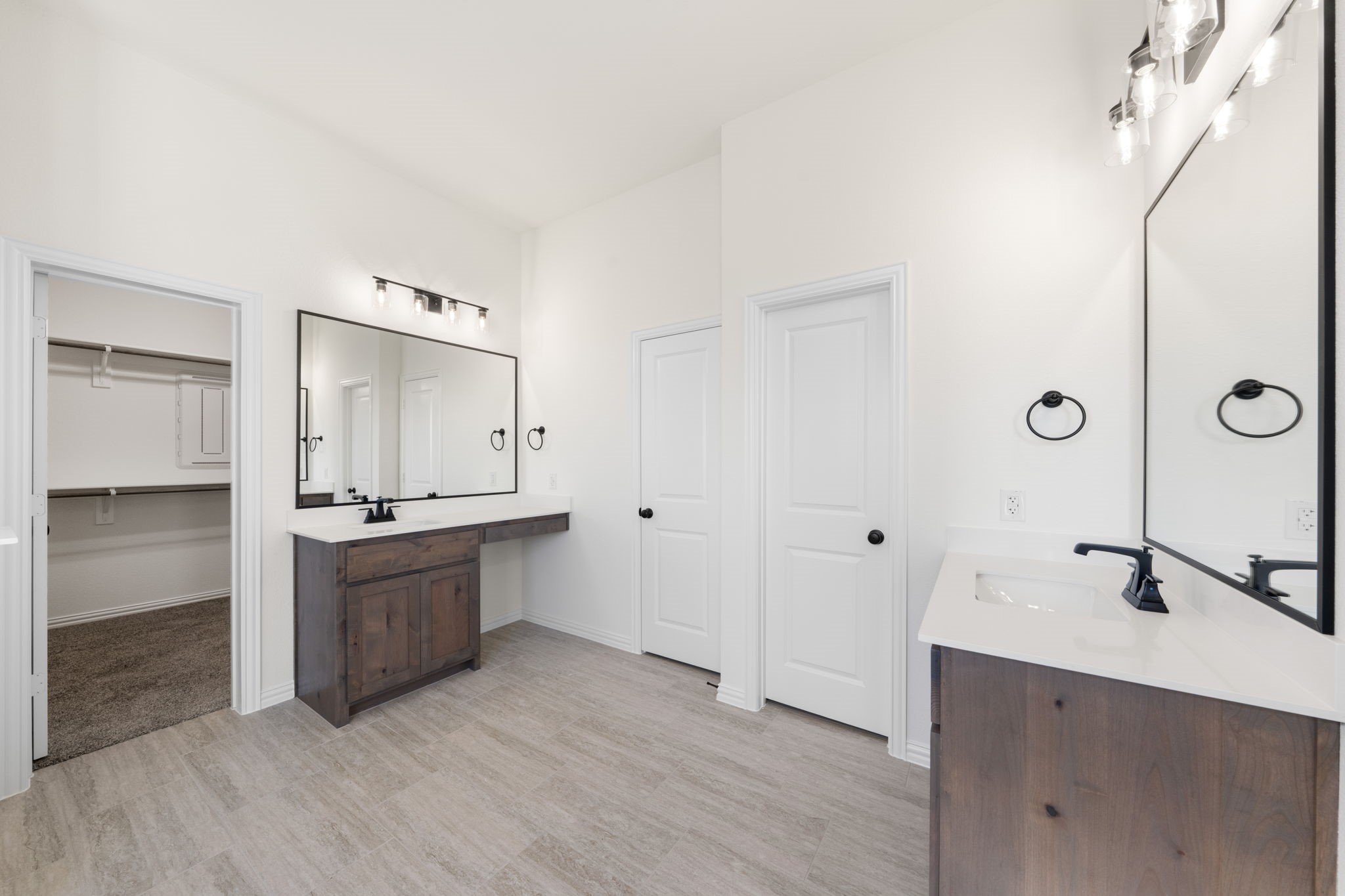 431 Paradise Ridge Drive